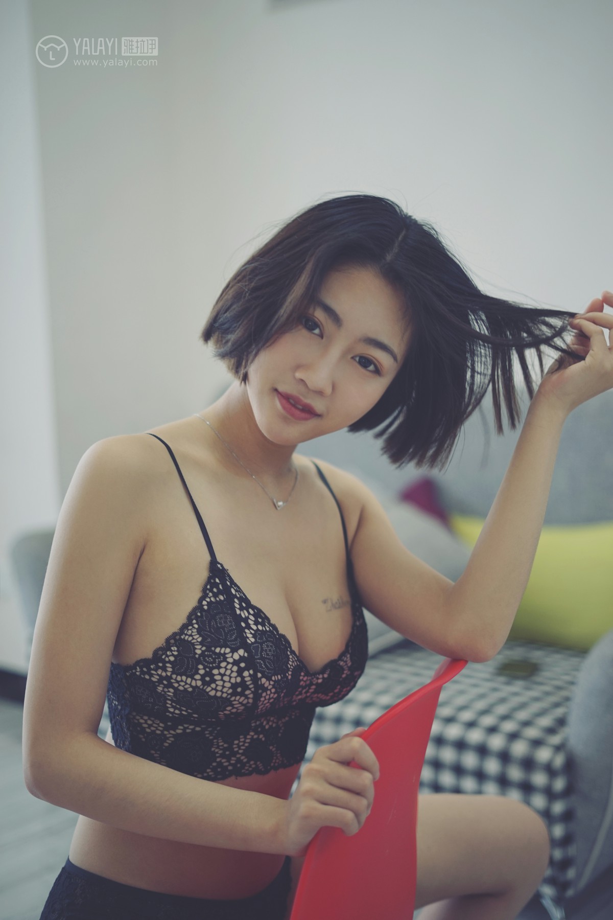 [YALAYI雅拉伊]2019.02.21 No.087 灯暖衣轻 肖萧