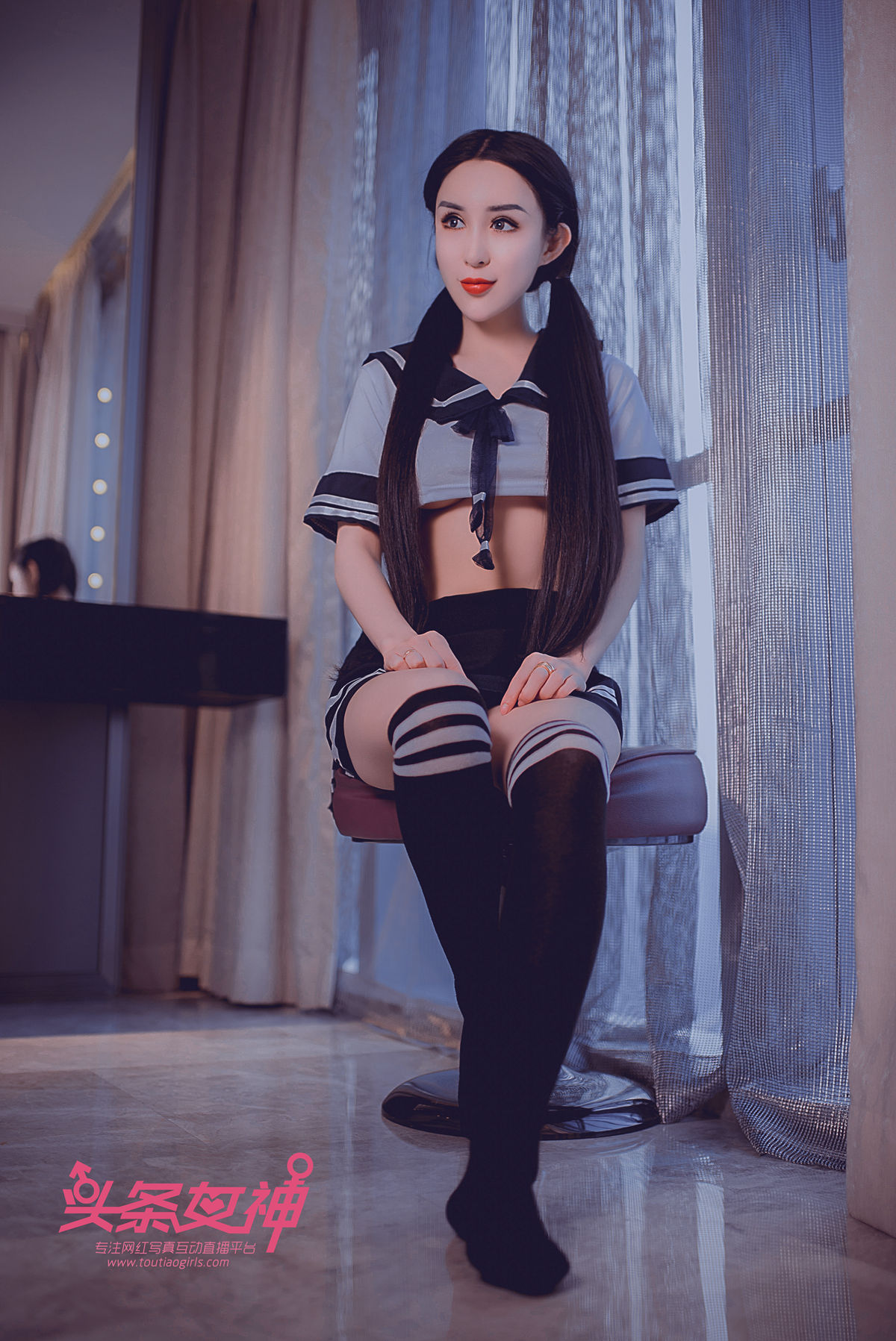 [TouTiao头条女神]2018.05.13 李思彤 清纯学妹-微密图社