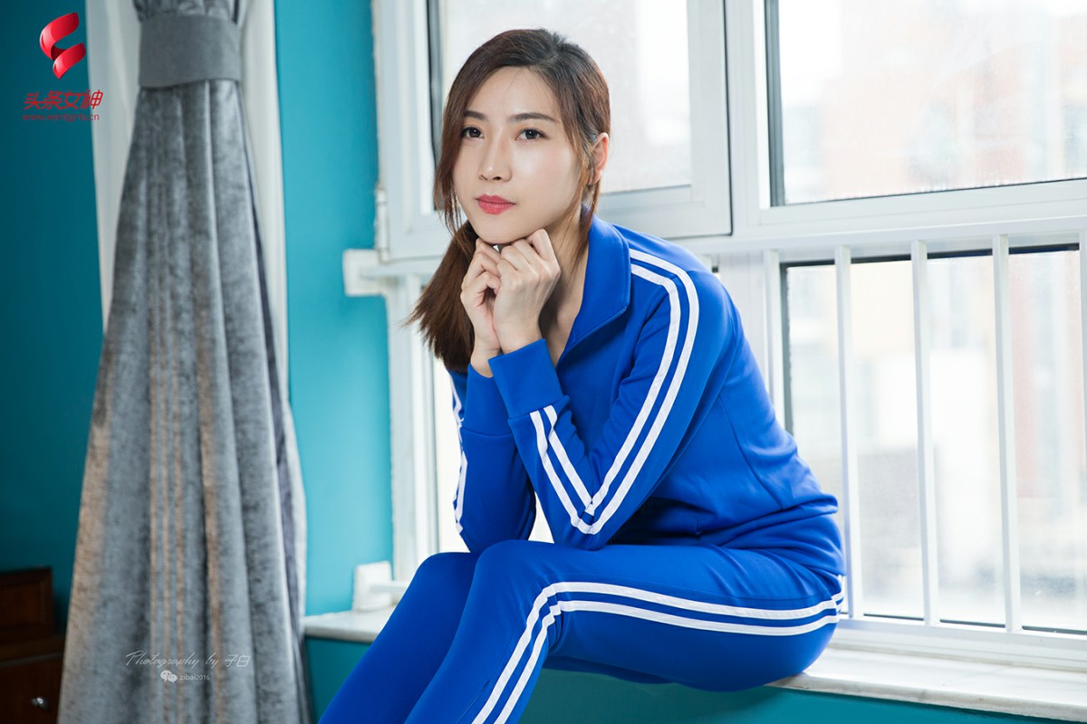 [TouTiao头条女神]2019.08.12 舒文 校园的早晨-微密图社