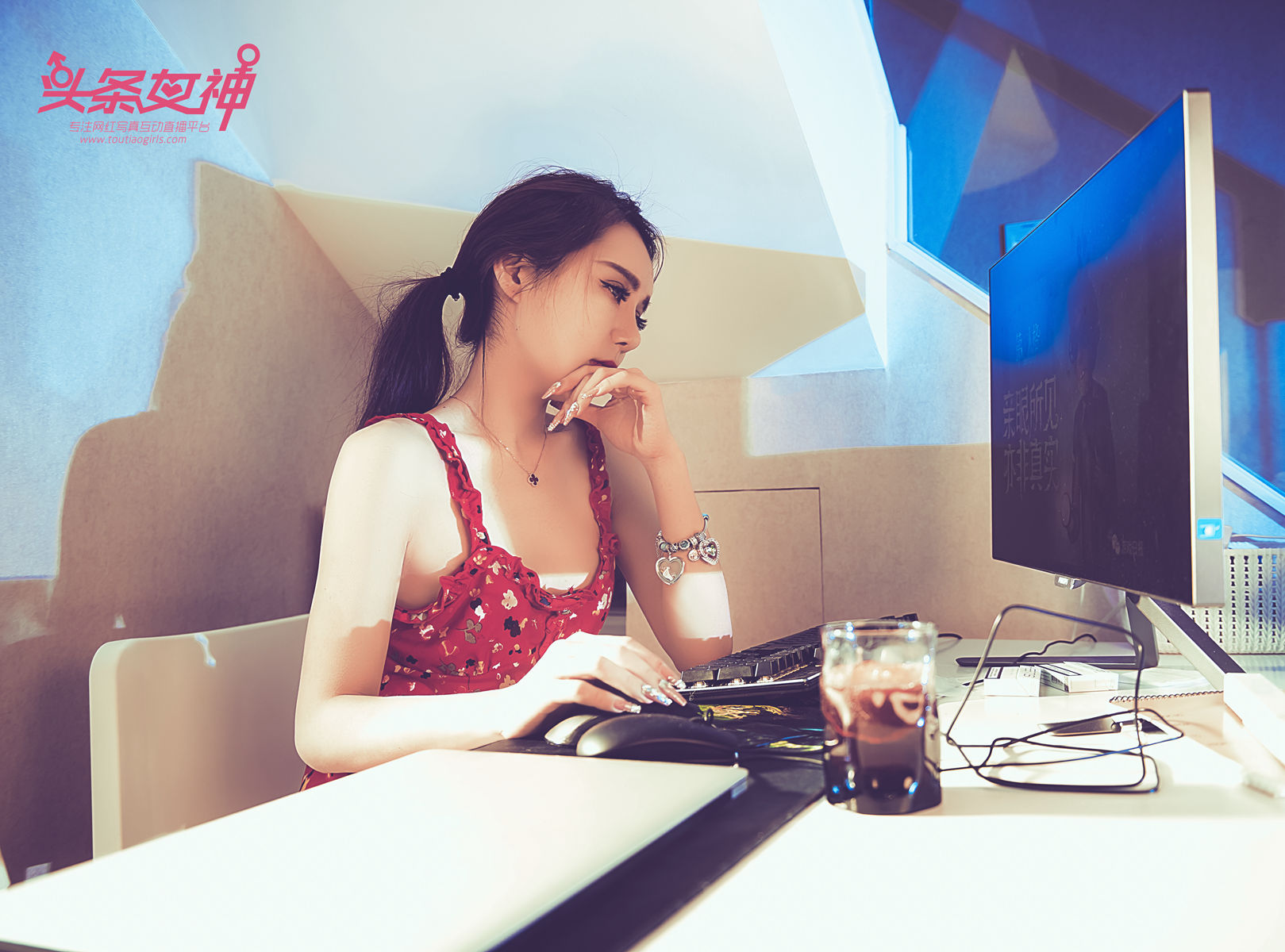 [TouTiao头条女神]2018.05.03 VIP专辑 第五人格-微密图社
