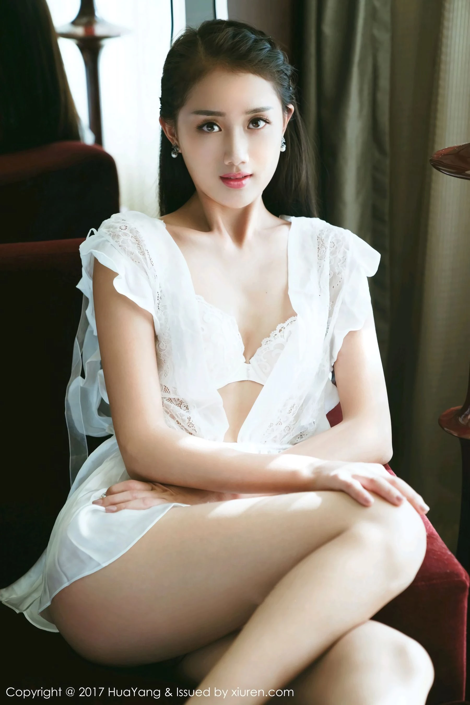晴儿Anne《五官精致颜值清新秀丽》 花漾Show Vol.009高清在线免费欣赏–微密图社-微密图社