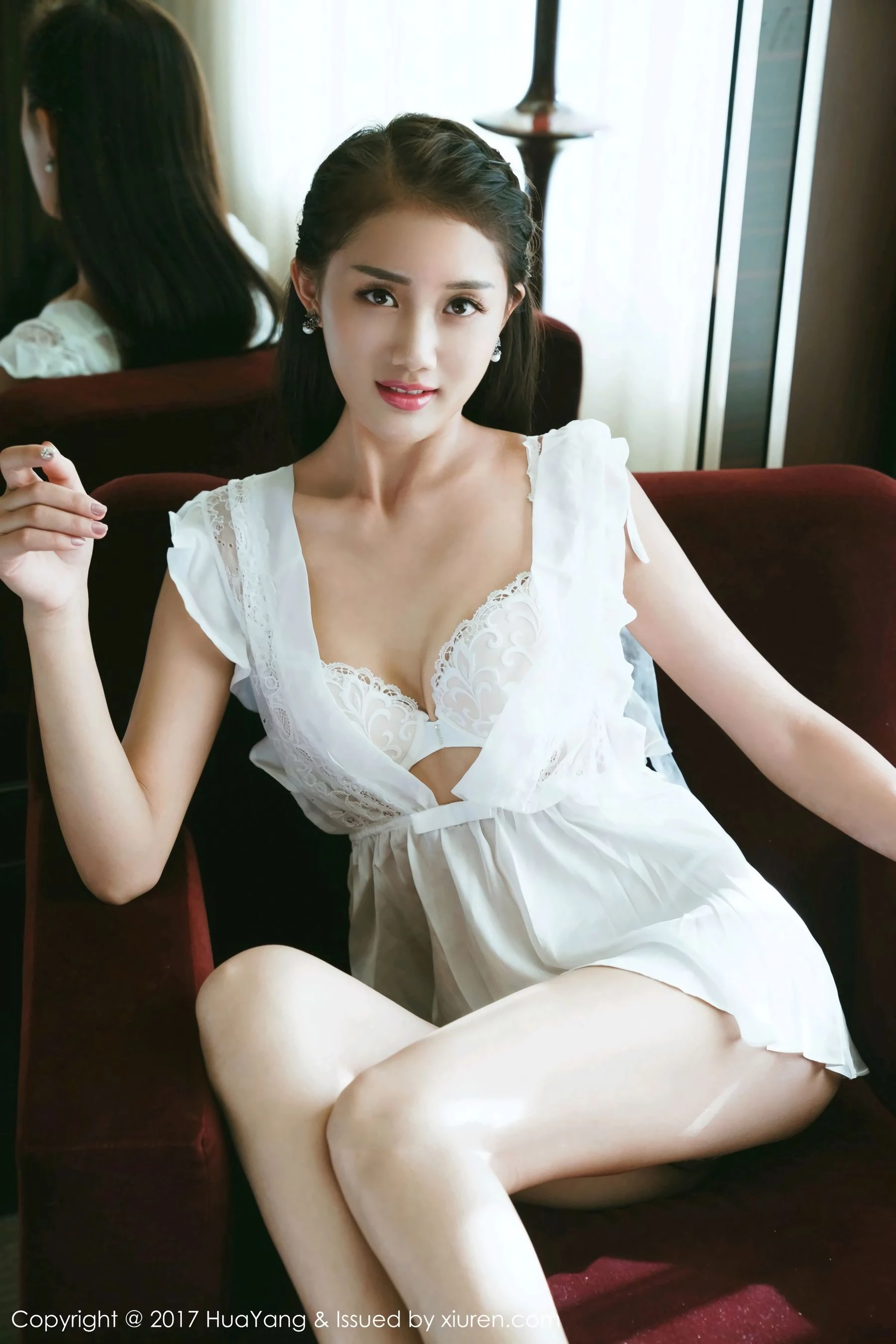 晴儿Anne《五官精致颜值清新秀丽》 花漾Show Vol.009插图1