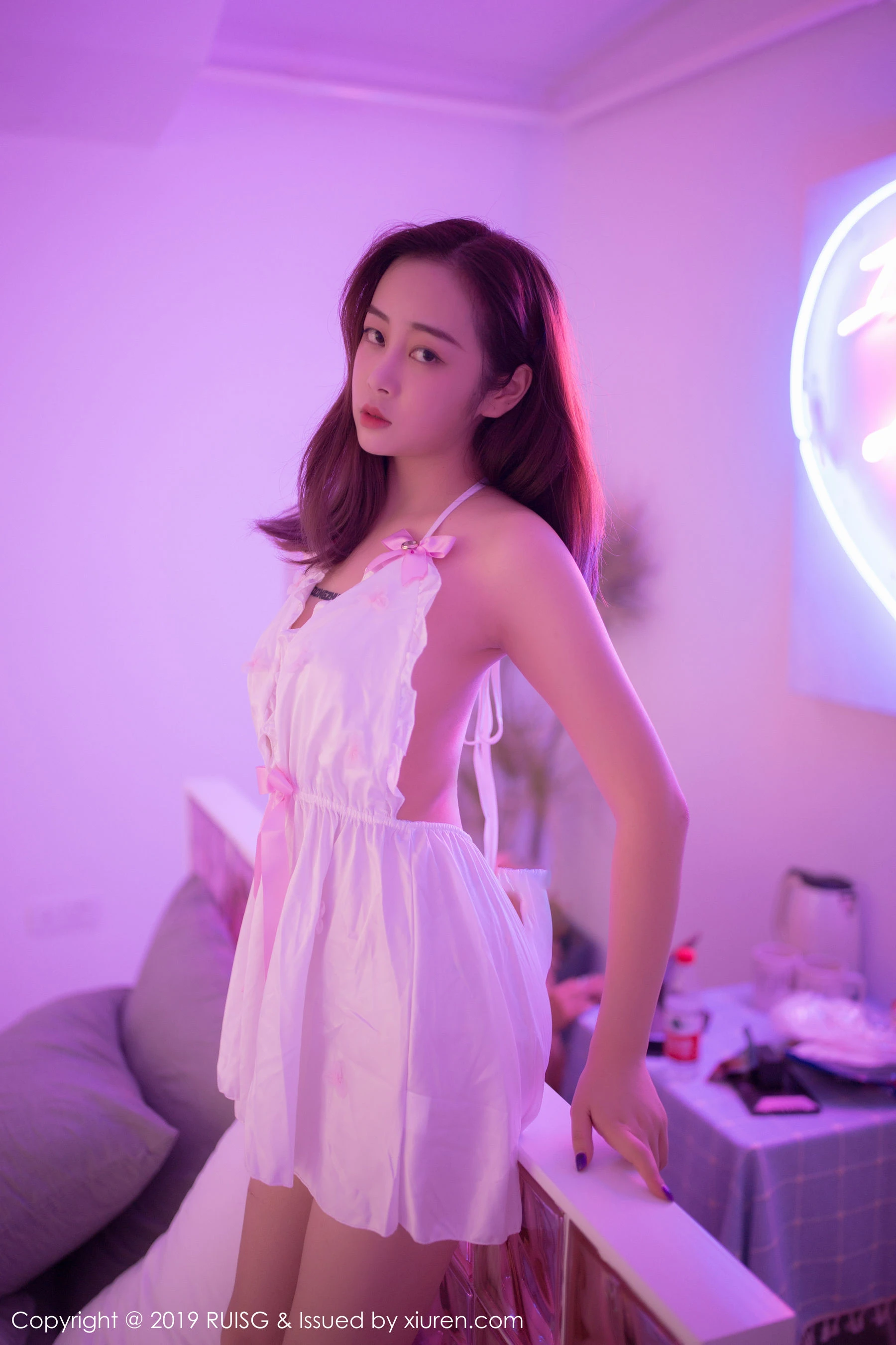 瑞丝馆RUISG Vol.075 Eileen爱琳 [44P]插图4