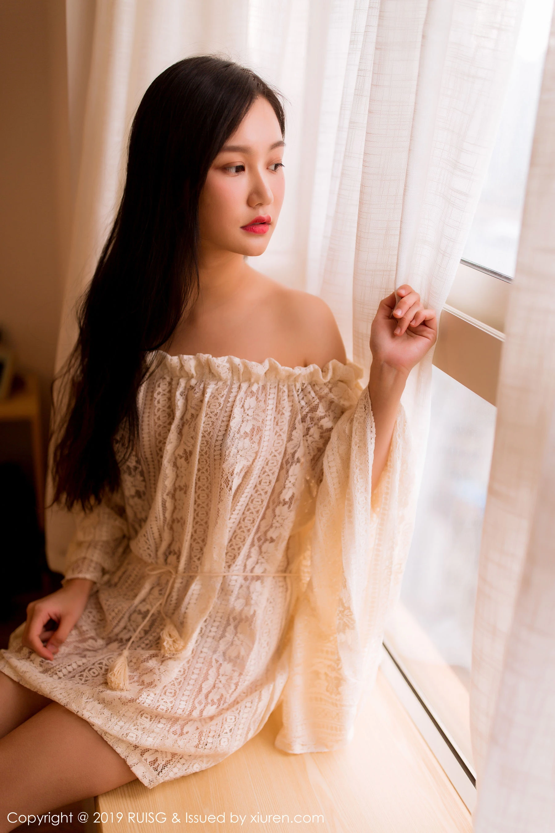 瑞丝馆RUISG Vol.066 深紫Julie [39P]高清在线免费欣赏–微密图社-微密图社