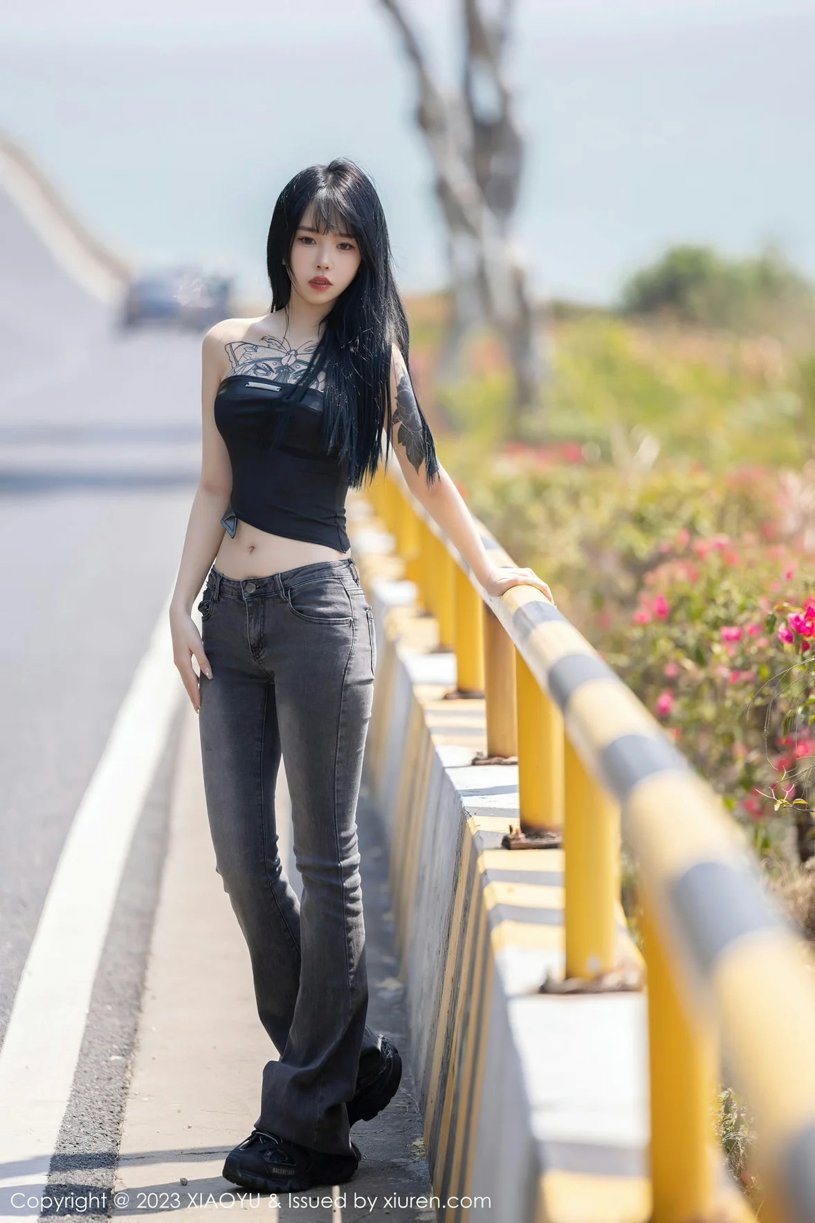 XIAOYU 语画界 Vol.1047 奶瓶. 性感蛋黄色性感写真 [99P]高清在线免费欣赏–微密图社-微密图社