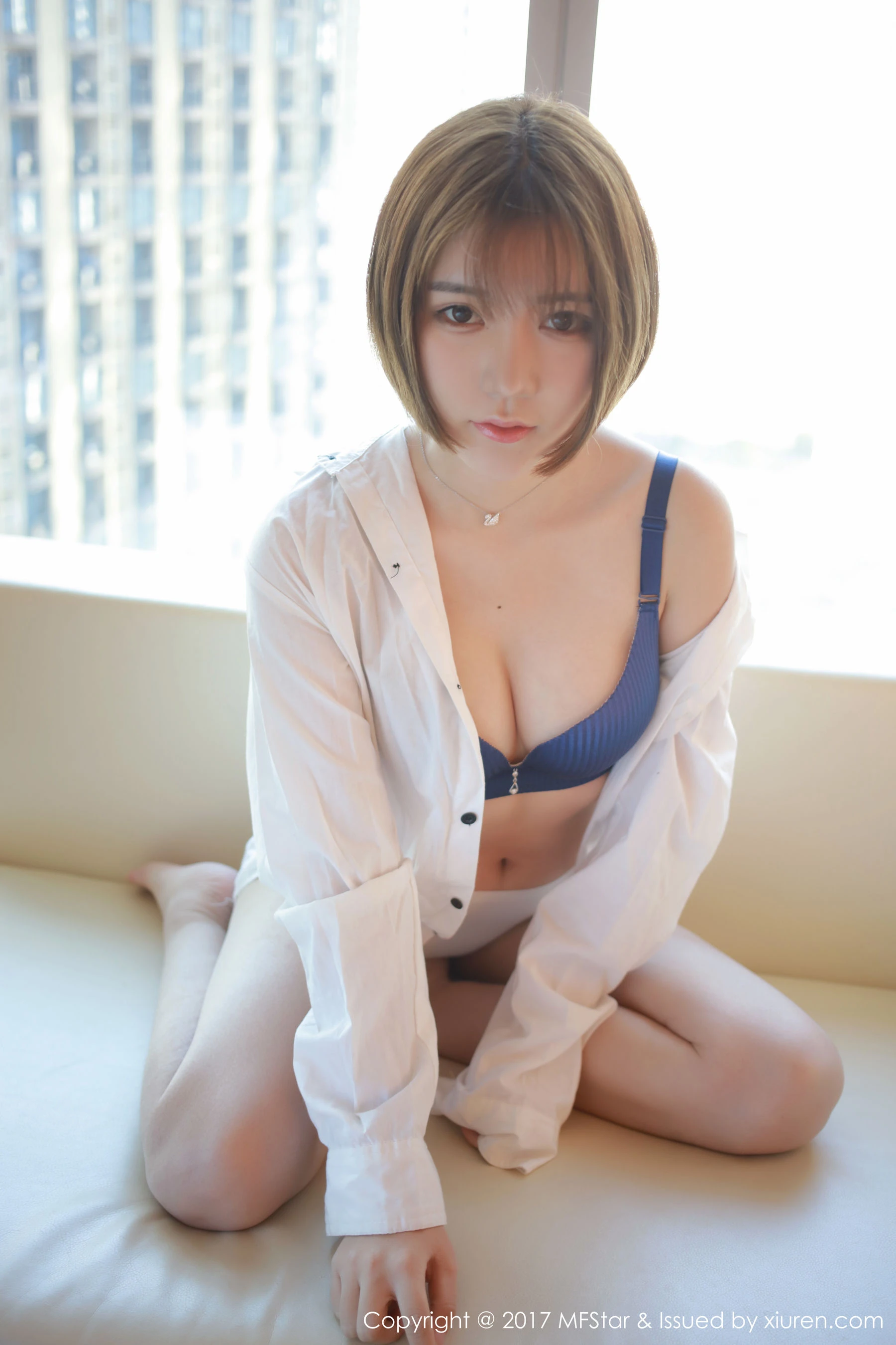 冷不丁《性感衬衫与蕾丝诱惑》 模范学院 Vol.089高清在线免费欣赏–微密图社-微密图社