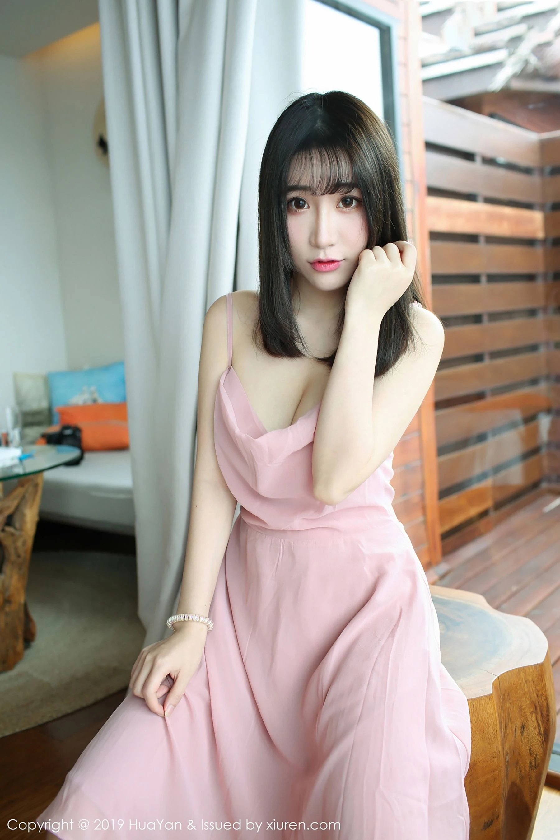 HUAYAN 花の颜 Vol.062 绯月樱-Cherry [51P]高清在线免费欣赏–微密图社-微密图社