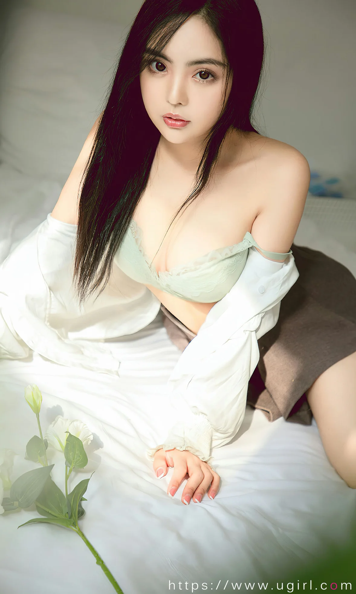 UGirls 爱尤物 No.2642 柳嫣嫣 含蓄的呢喃 [35P]插图4