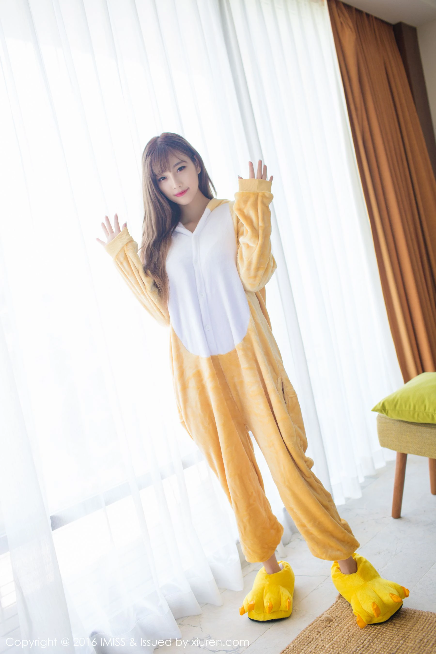 sugar小甜心CC《美女扮野兽+旗袍与丝袜》 爱蜜社IMiss Vol.136高清在线免费欣赏–微密图社-微密图社