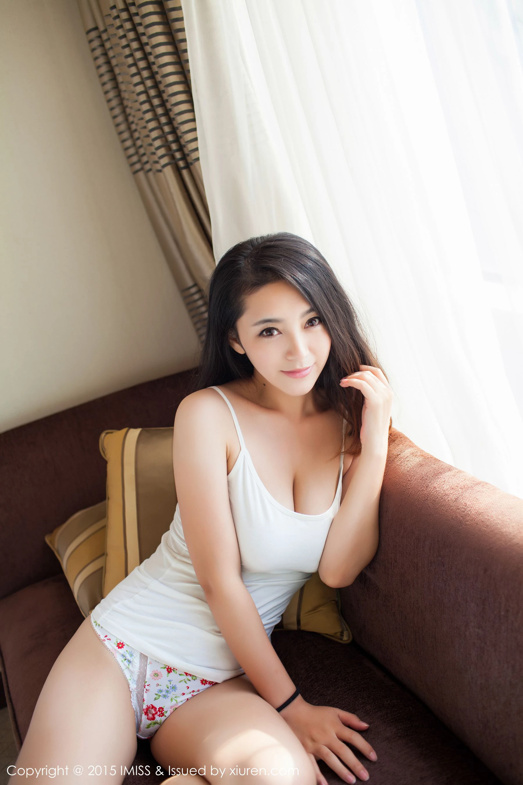 夏茉GIGI《家居小清凉+性感猫女装》 爱蜜社IMiss Vol.024高清在线免费欣赏–微密图社-微密图社