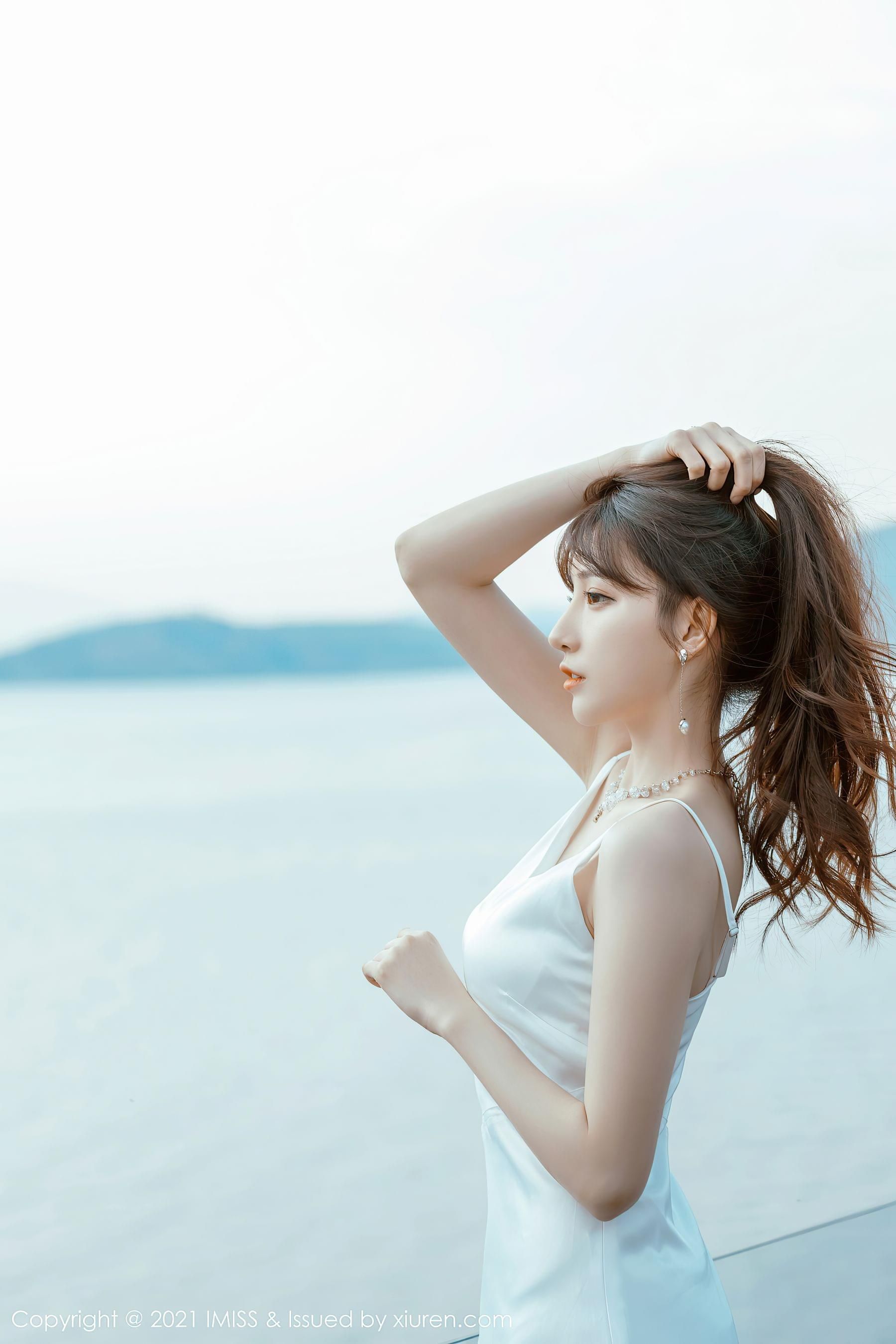 爱蜜社IMiss Vol.586 Lynn刘奕宁插图2