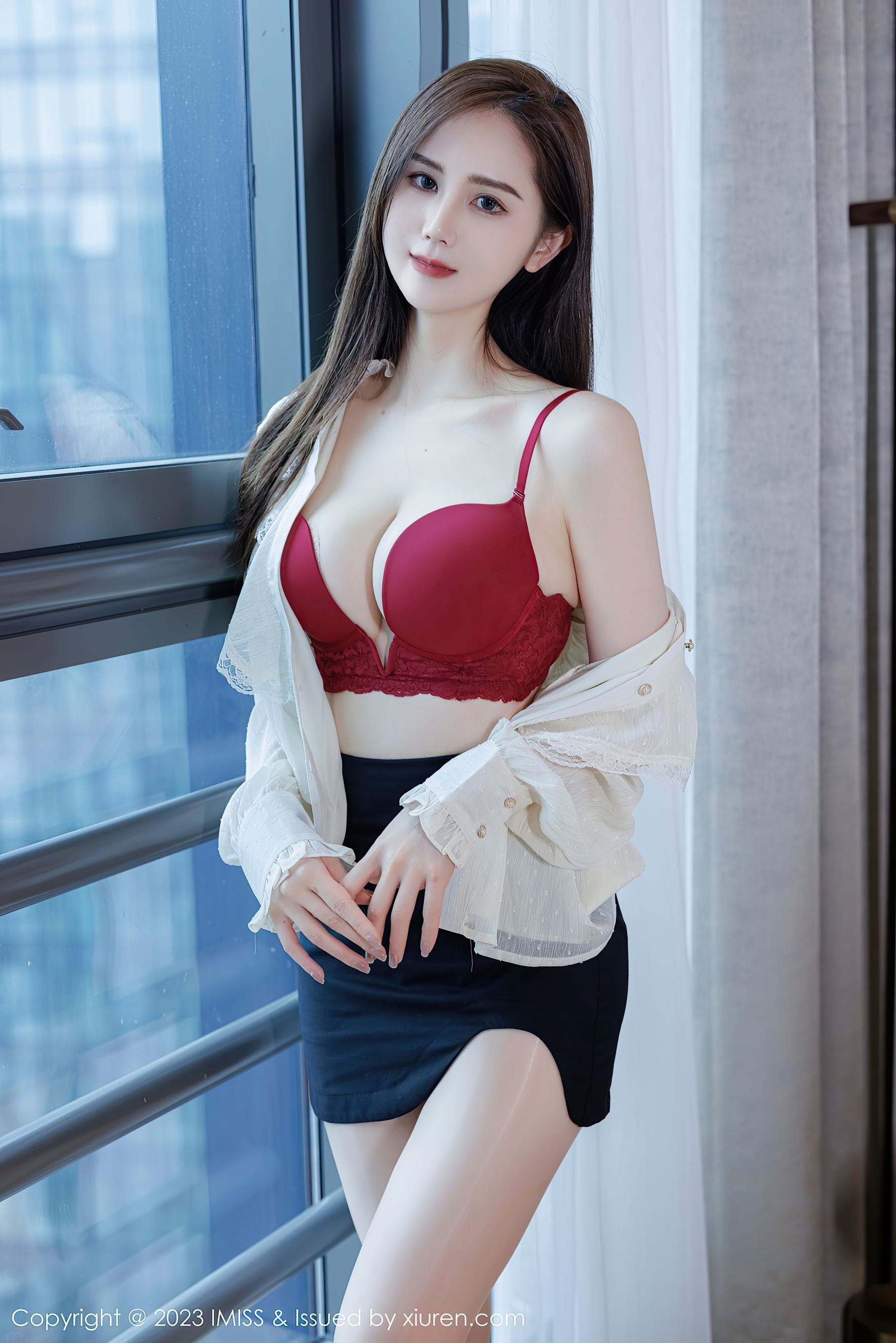 爱蜜社 VOL.722 SISY思 短裙丝袜插图1