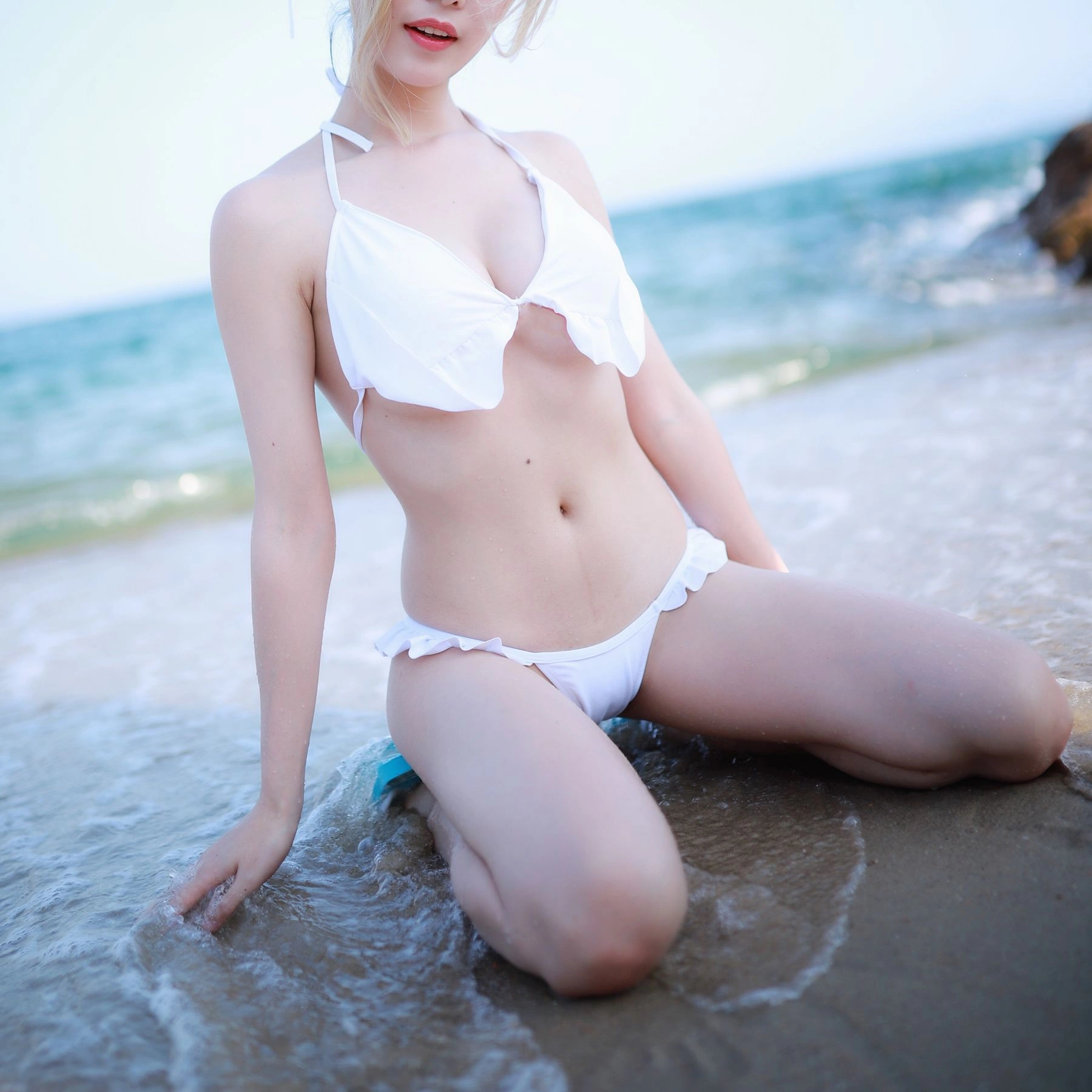 抖娘-利世图集 – 海边索米插图4