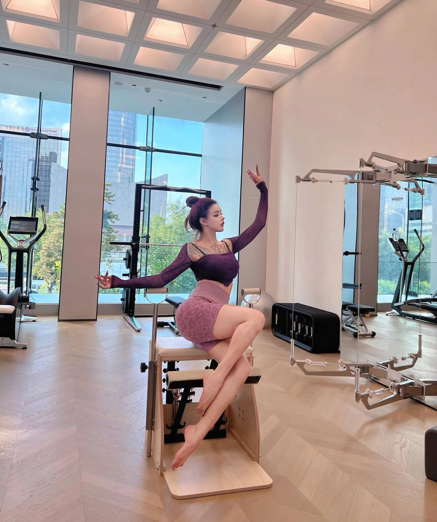 巨乳希希Gina nisixixixi 微密圈视图合集插图2