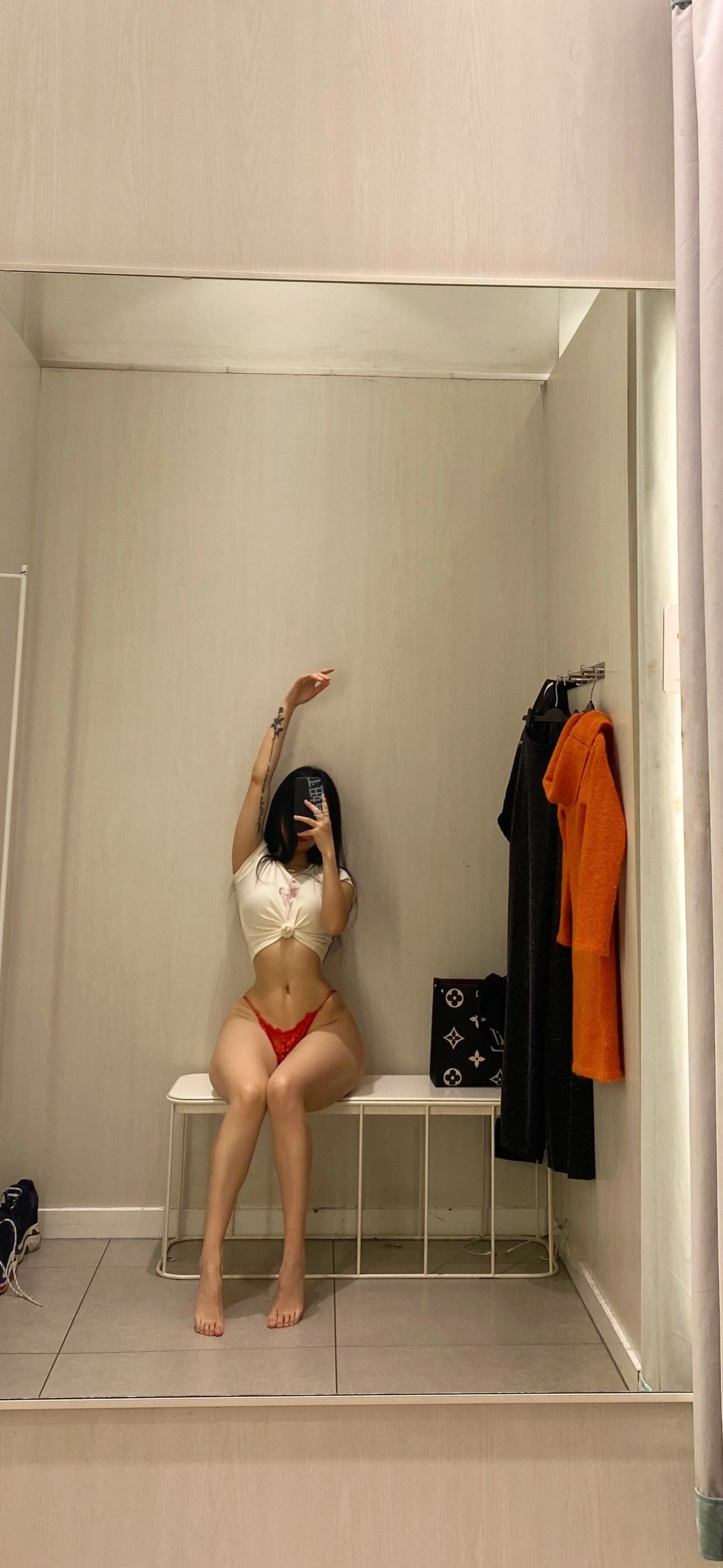 俏妞qiaoniuTT – 试衣间2.0插图6