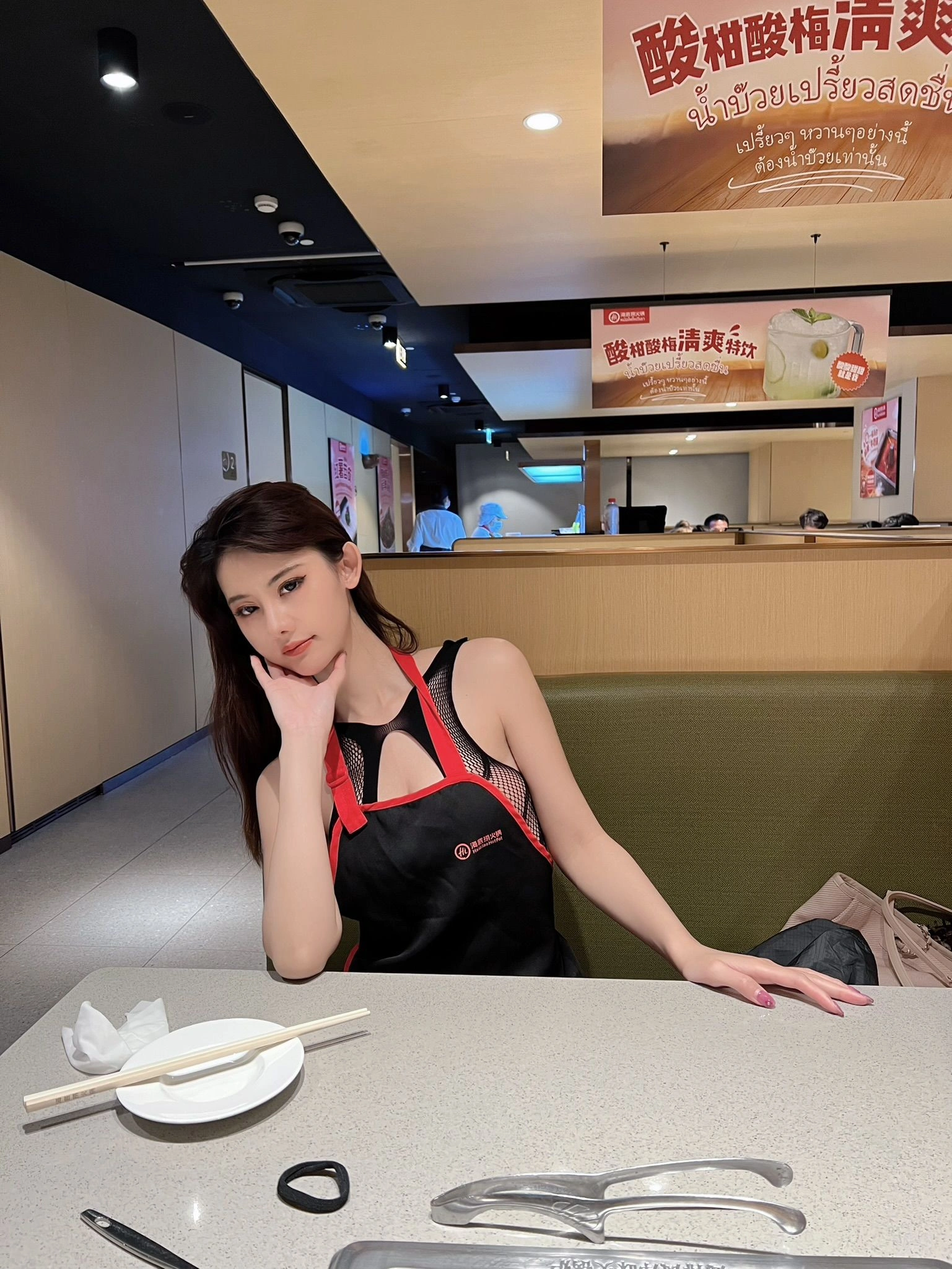 美女模特Azhua19970(阿朱啊) – 海底捞高清在线免费欣赏–微密图社-微密图社