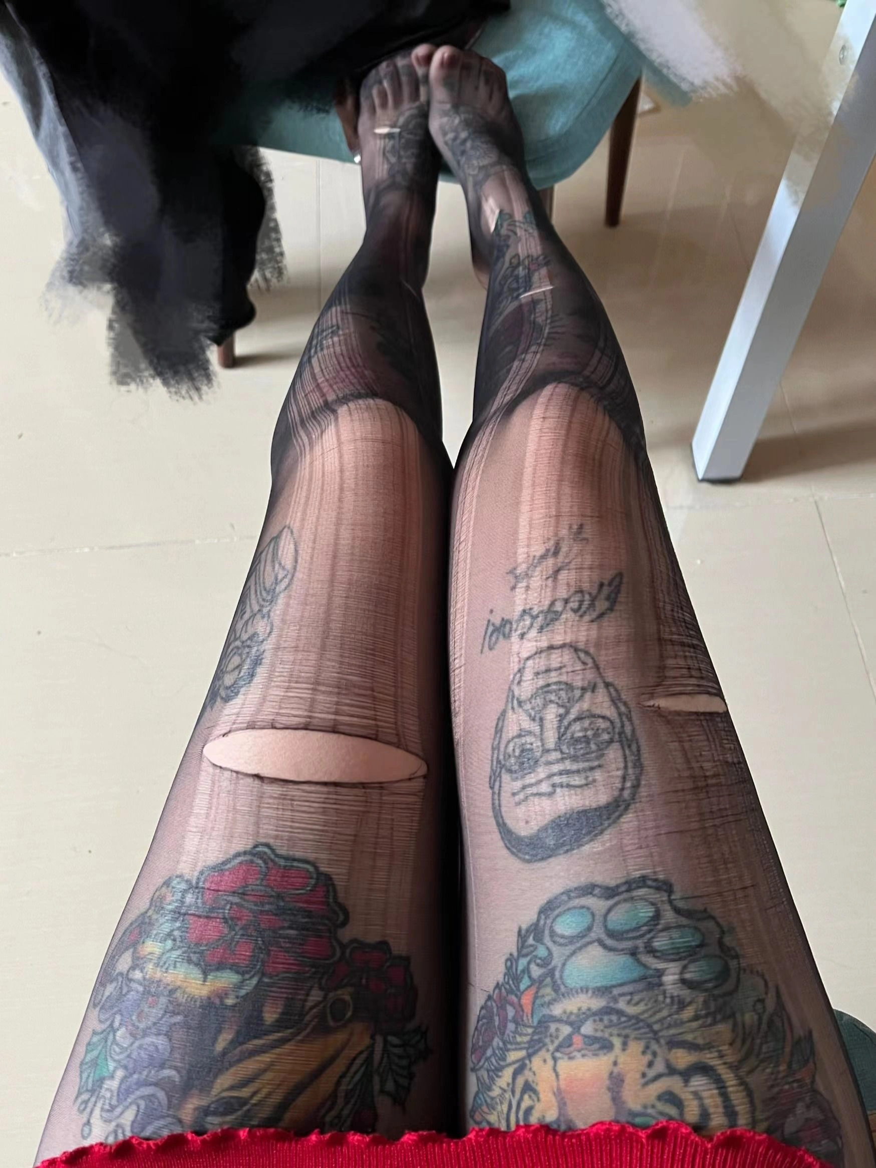 卡通百科老王 – 纹身秘书插图3