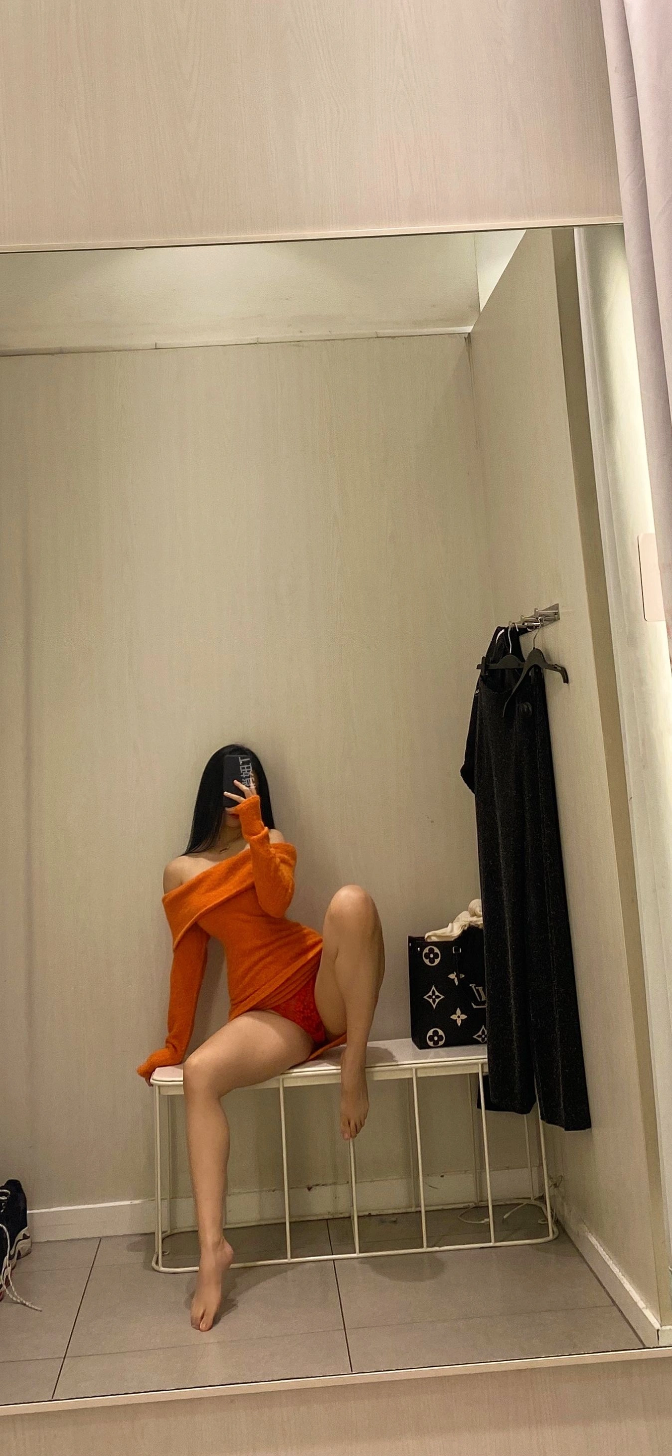 俏妞qiaoniuTT – 试衣间2.0插图1