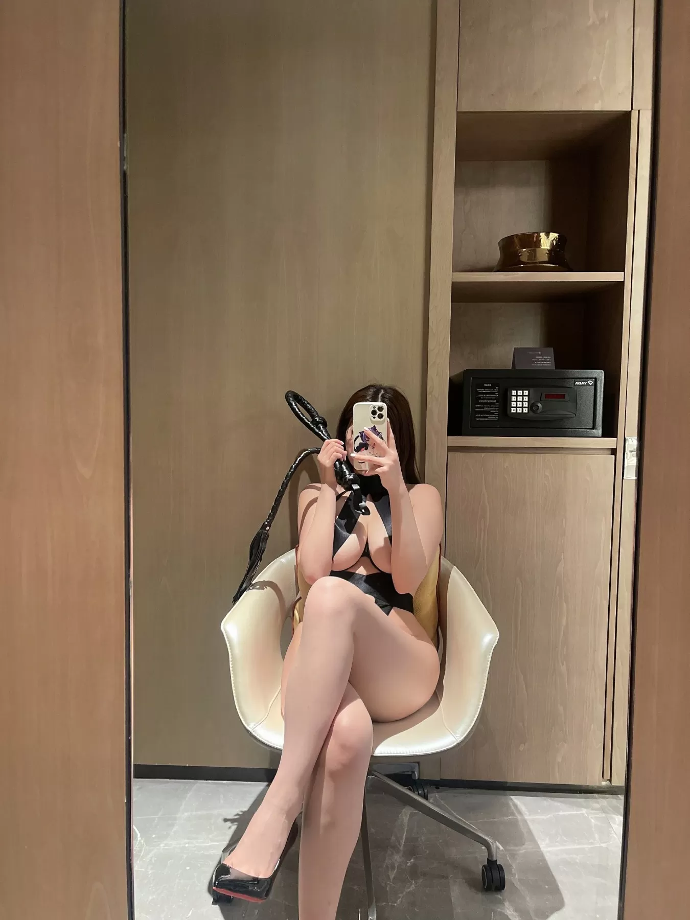 奶宝妹纸 – 让你着迷 [22P]高清在线免费欣赏–微密图社-微密图社