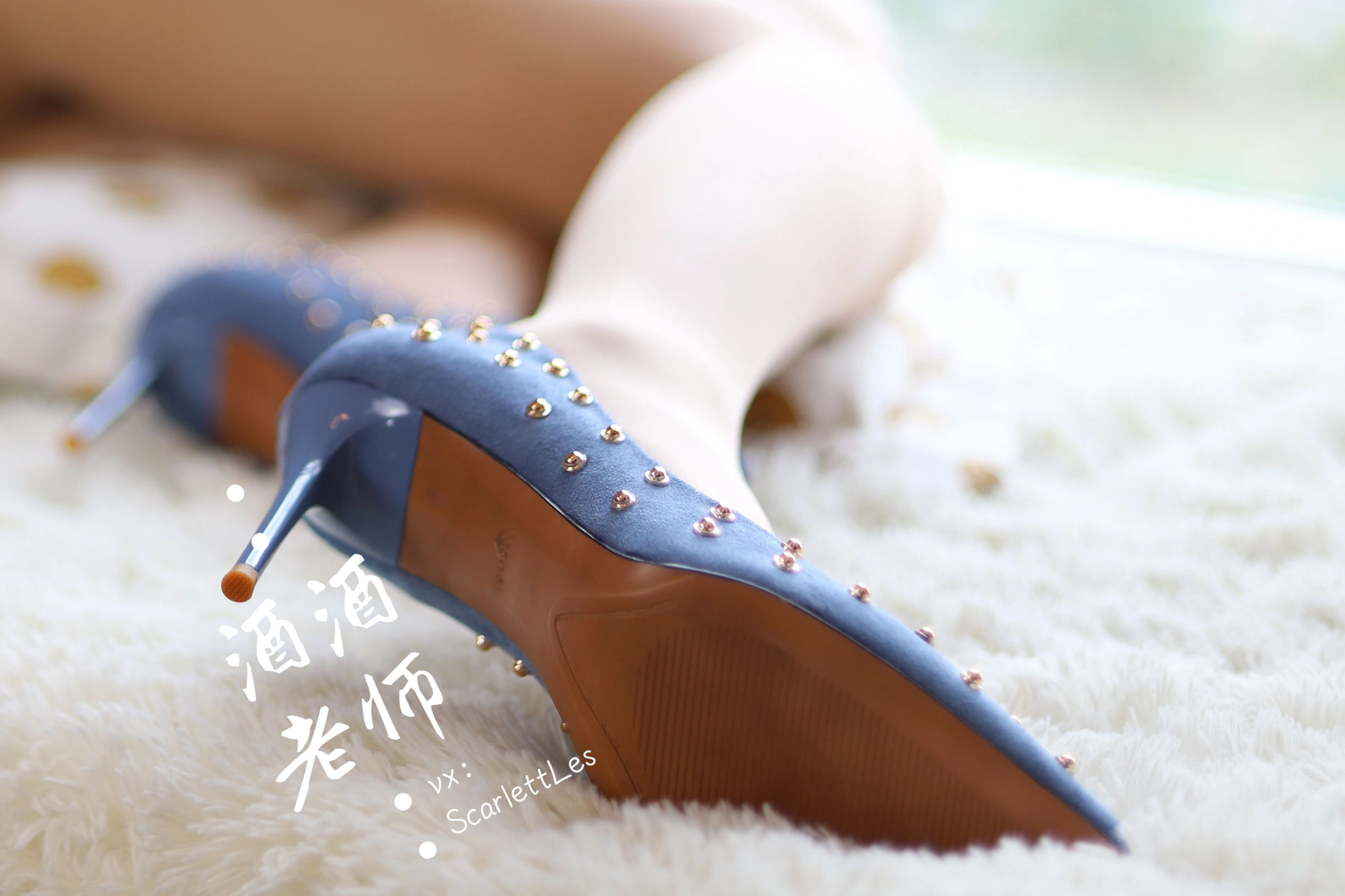 酒酒老师 – 白s学妹，又纯又欲高清在线免费欣赏–微密图社-微密图社