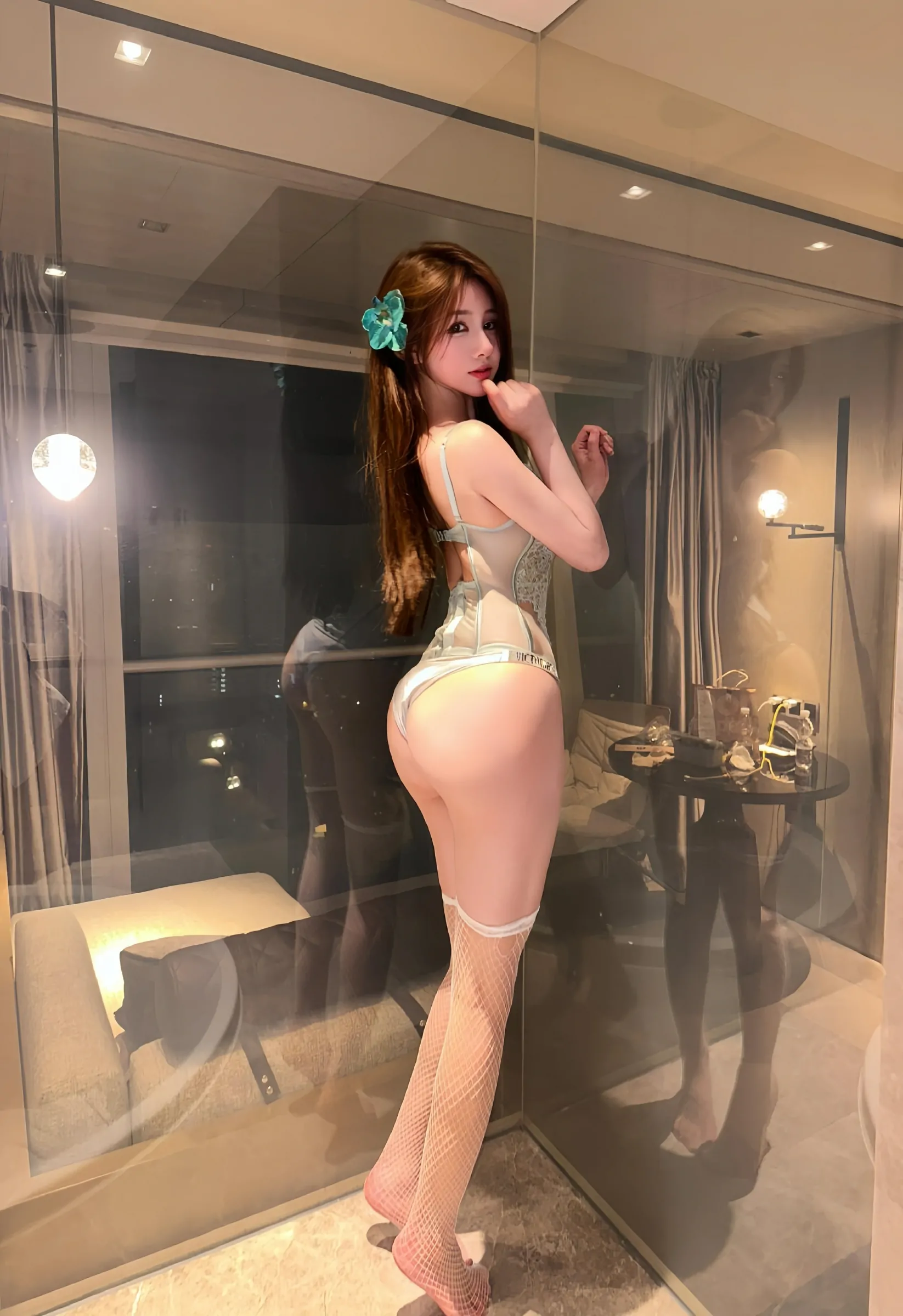 奔跑的晶螺儿 - 性感情趣蕾丝半腿白网丝 [24P]插图8