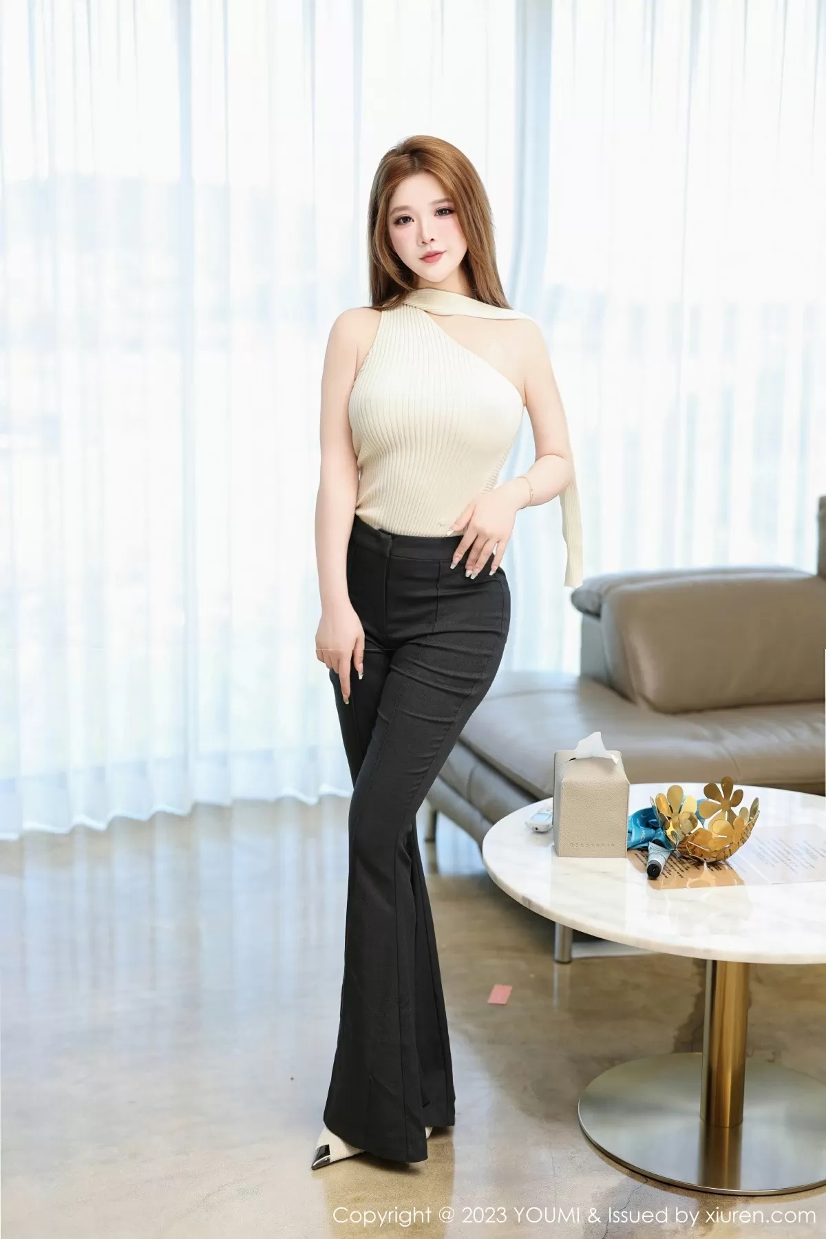 尤蜜荟 VOL.995 小海臀Rena [72P]插图5