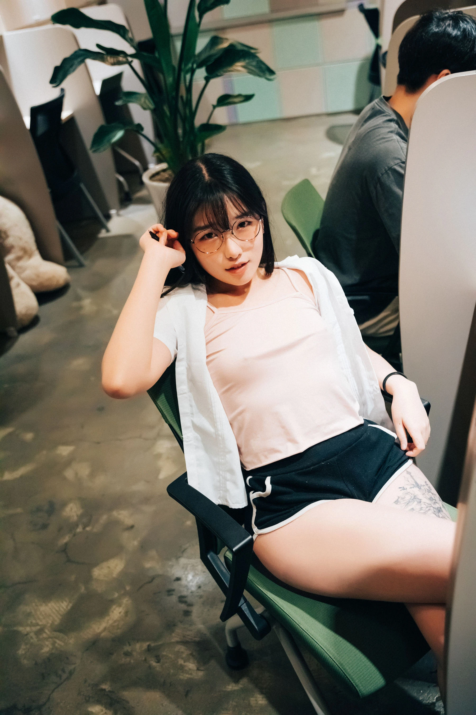 [LOOZY] Sonson – Reading room插图6