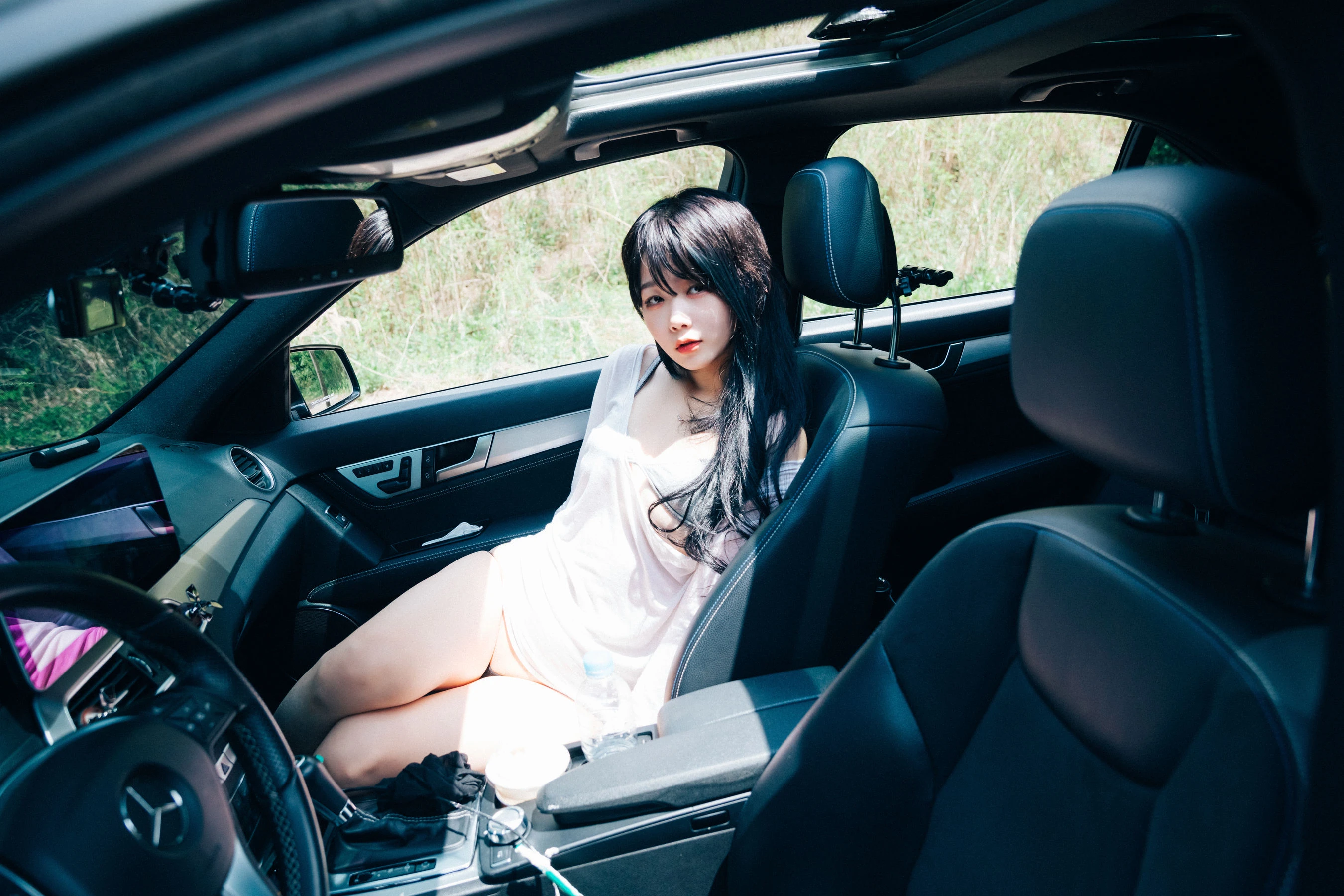 [LOOZY] Zia – XXX Trip插图1