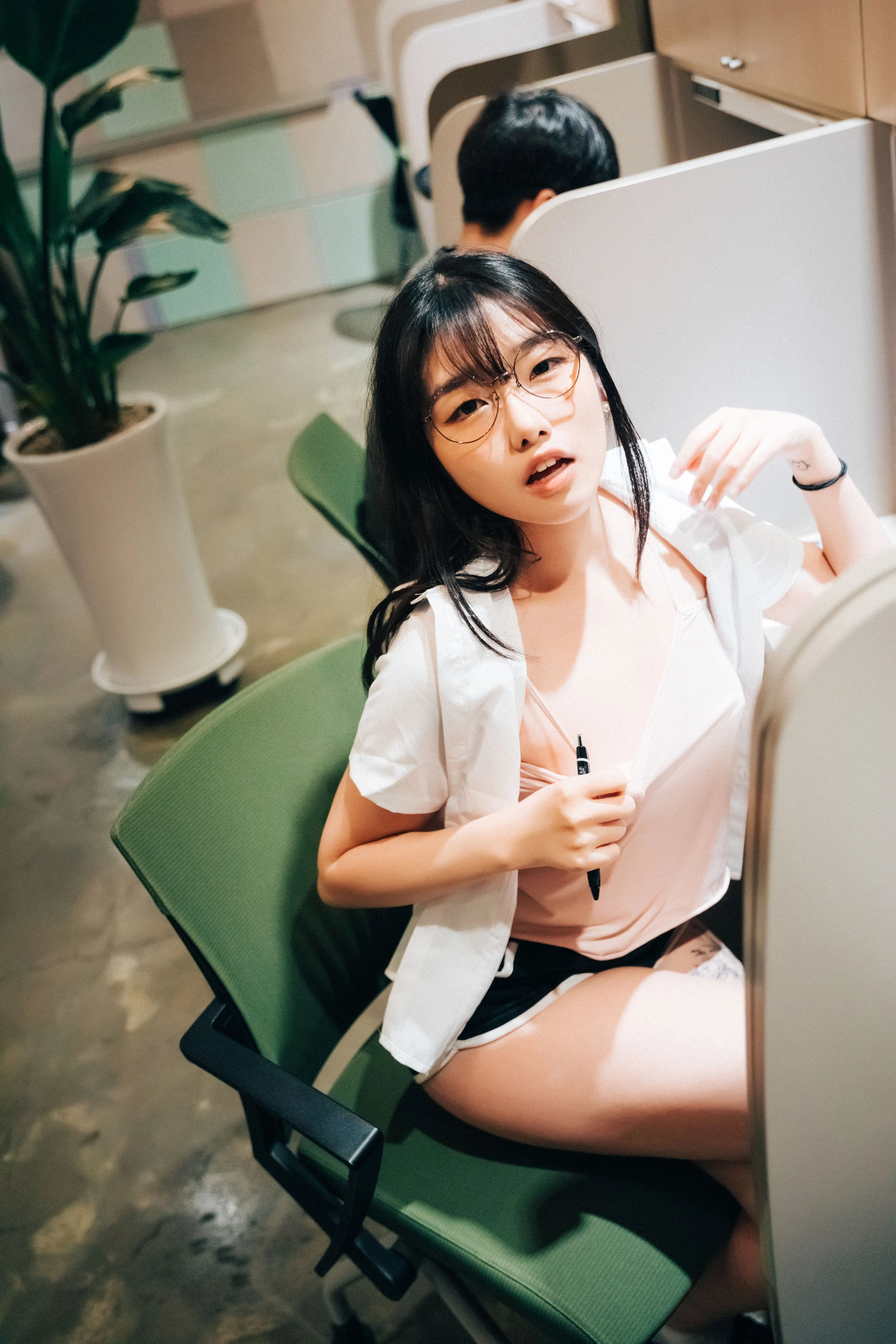 [LOOZY] Sonson – Reading room插图8