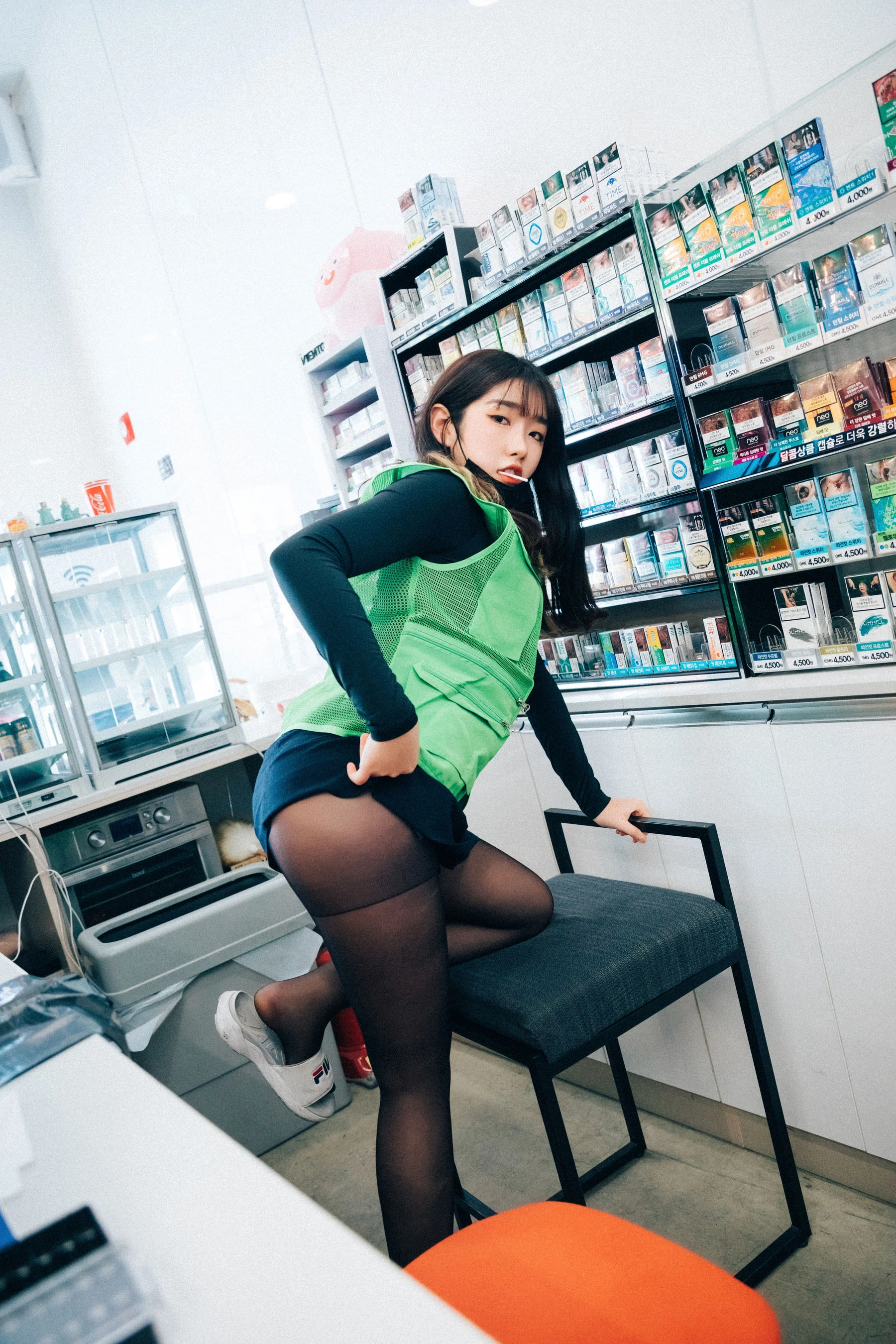 [LOOZY] Sonson – First Nipple Alba插图4