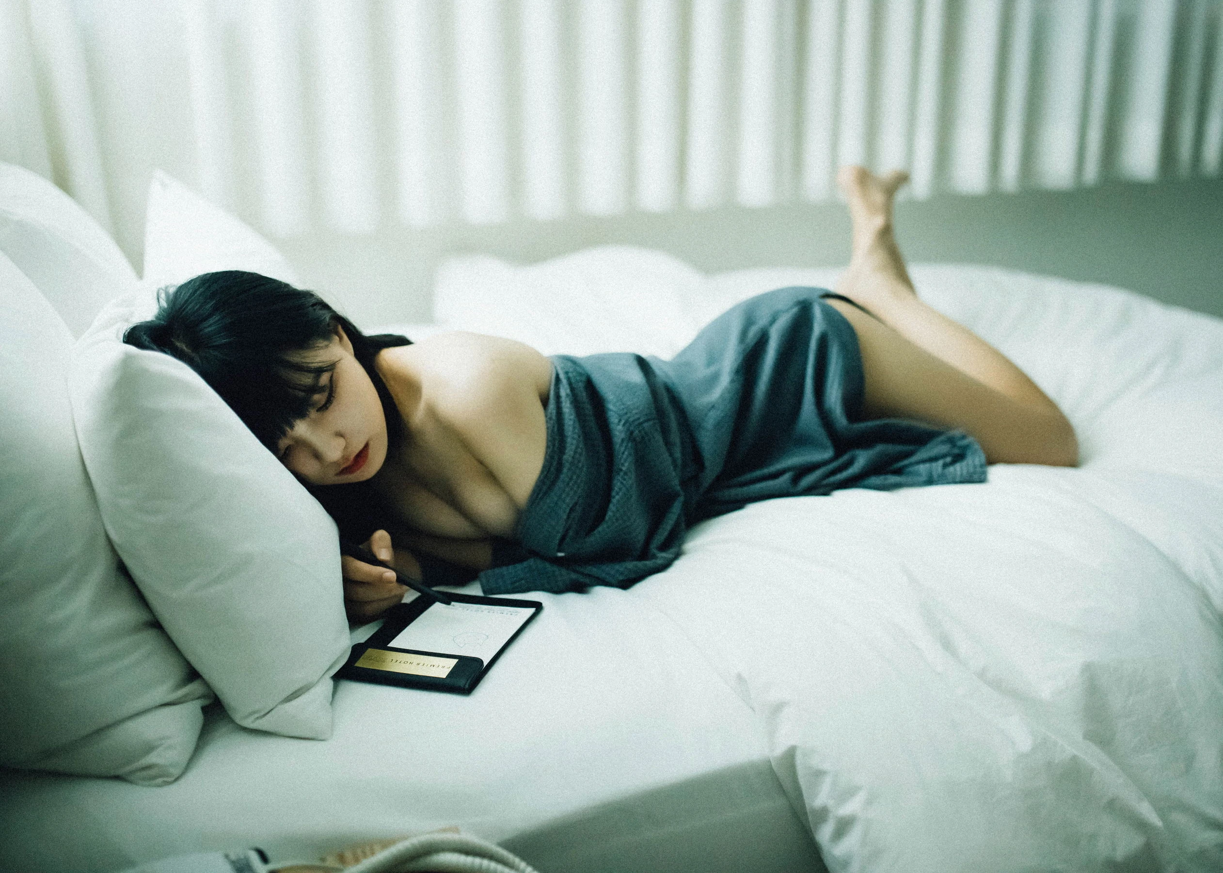 [Moon Night Snap] – JENNY《The First》插图1