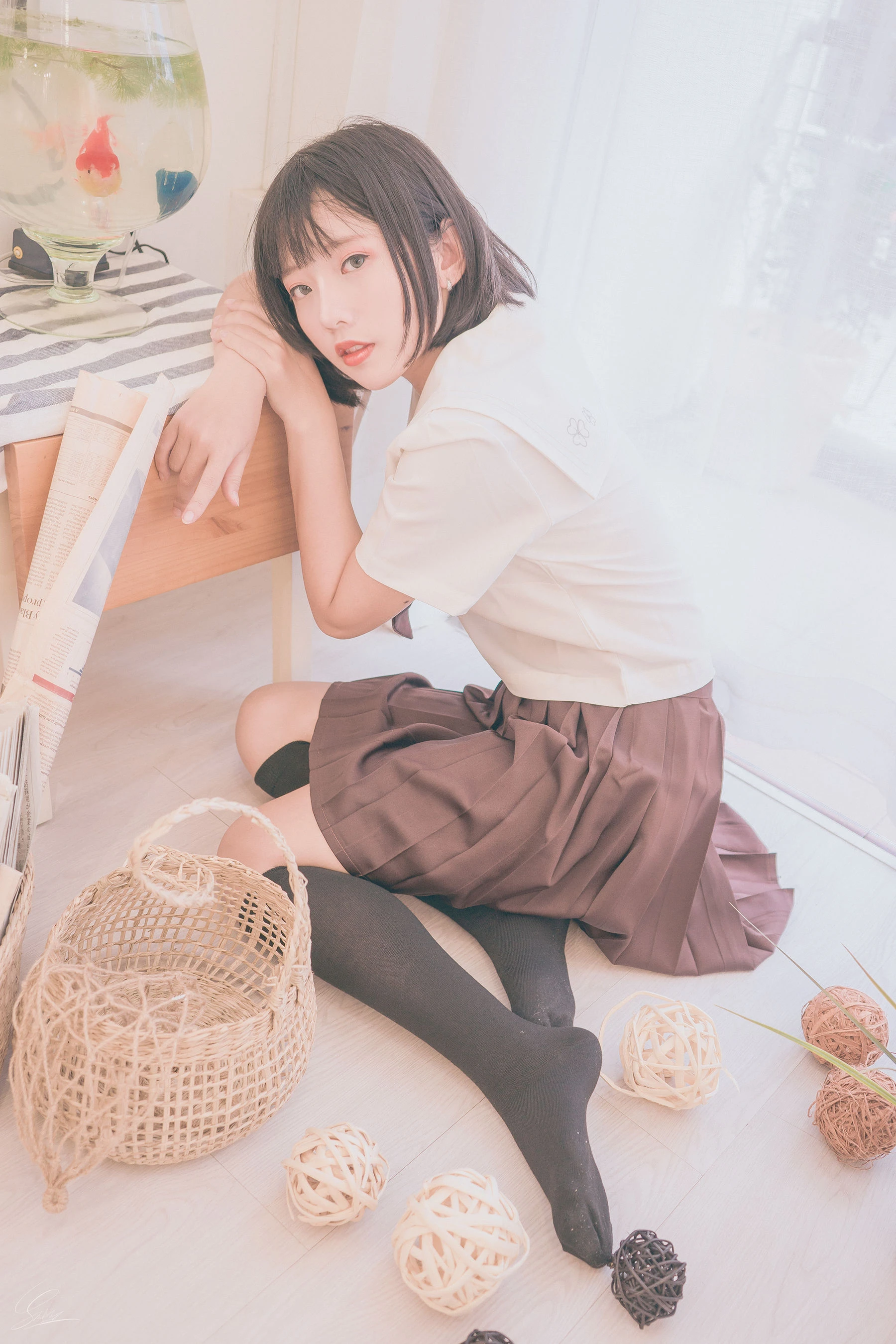 Messie Huang – Birthday Seifuku插图4