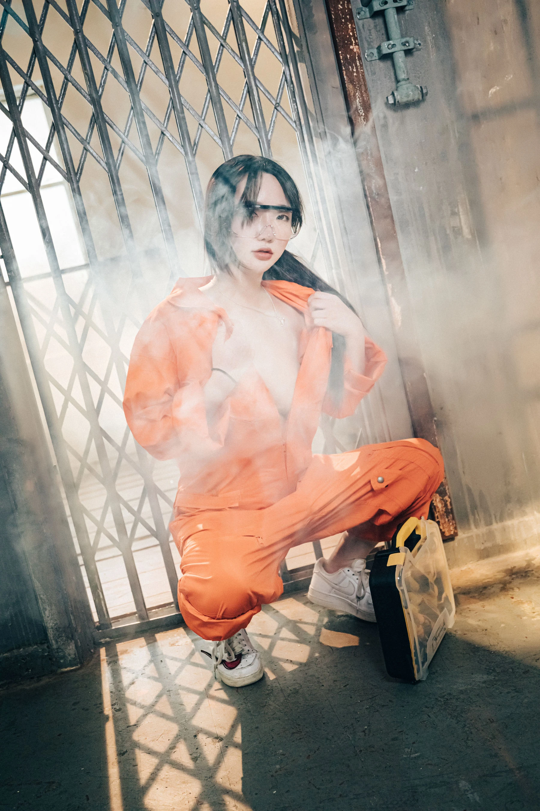 [LOOZY] Yeeun – Where Are My Tools插图2