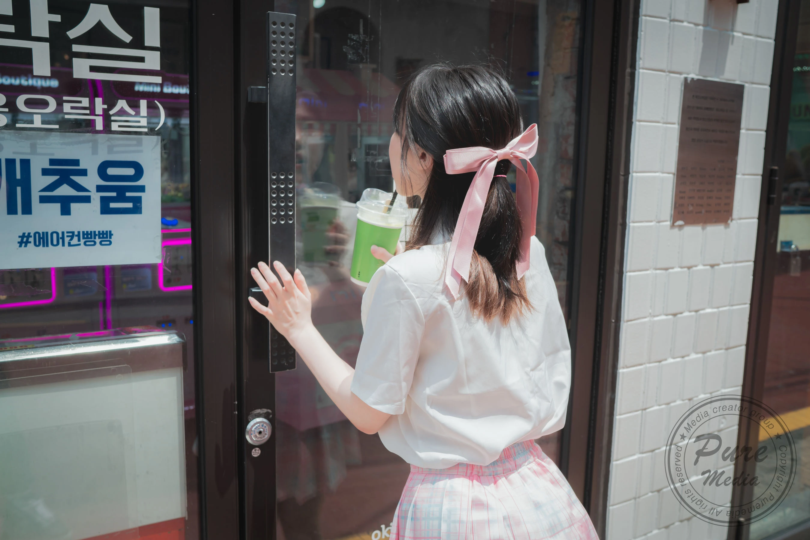 [PURE MEDIA] Vol.187 – Uhye插图1