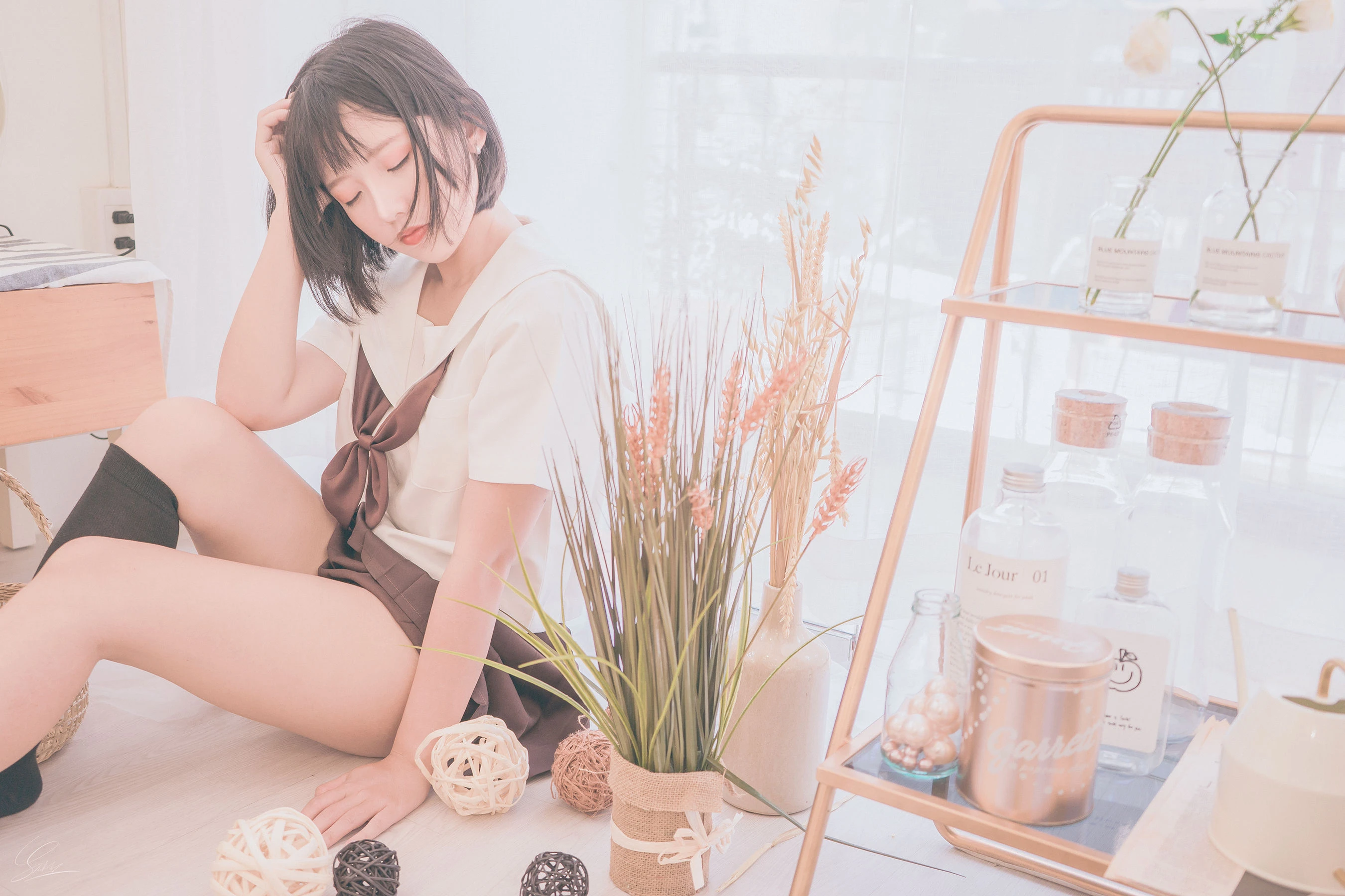 Messie Huang – Birthday Seifuku插图8