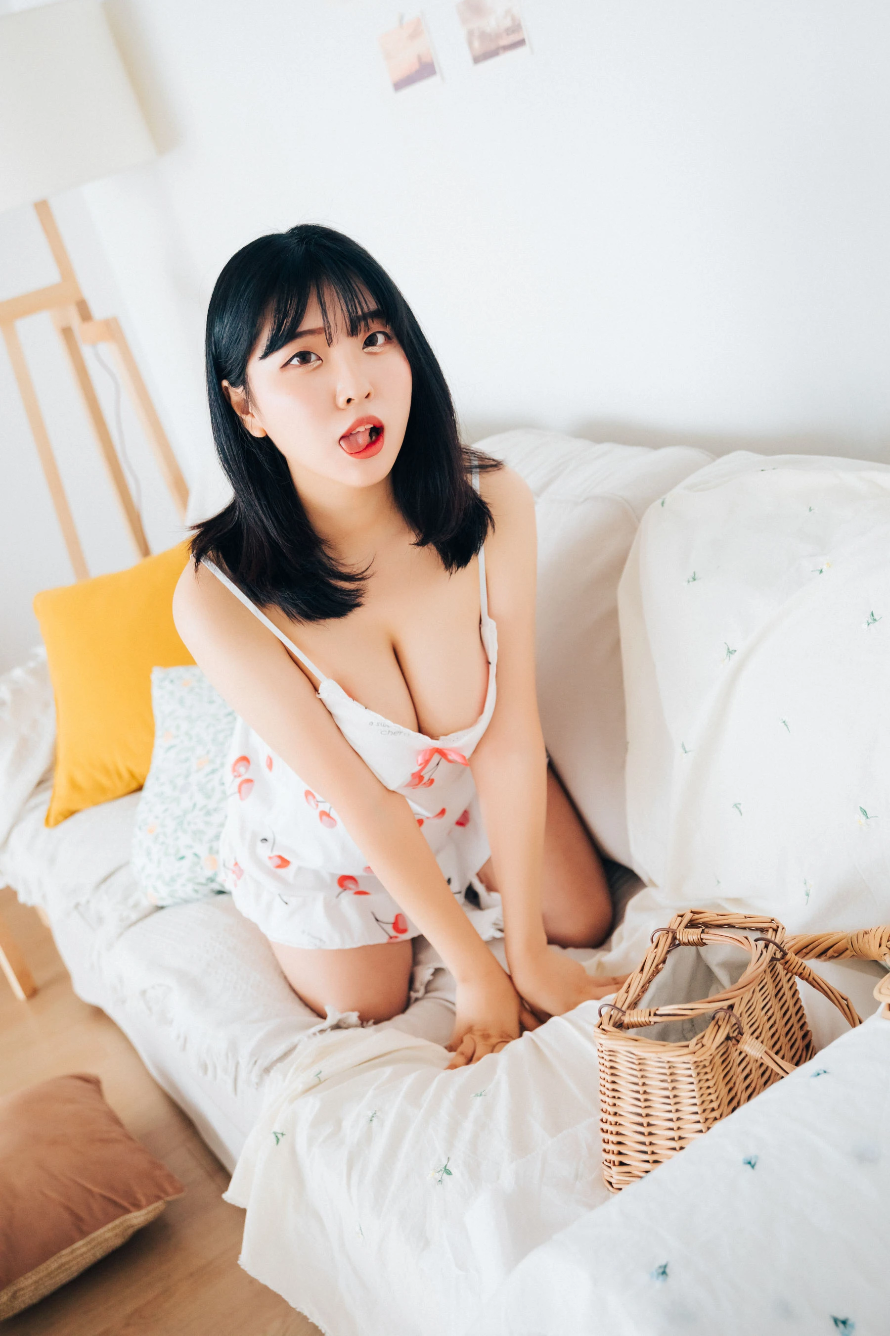 [LOOZY] Song Hana – Oyatsu插图1