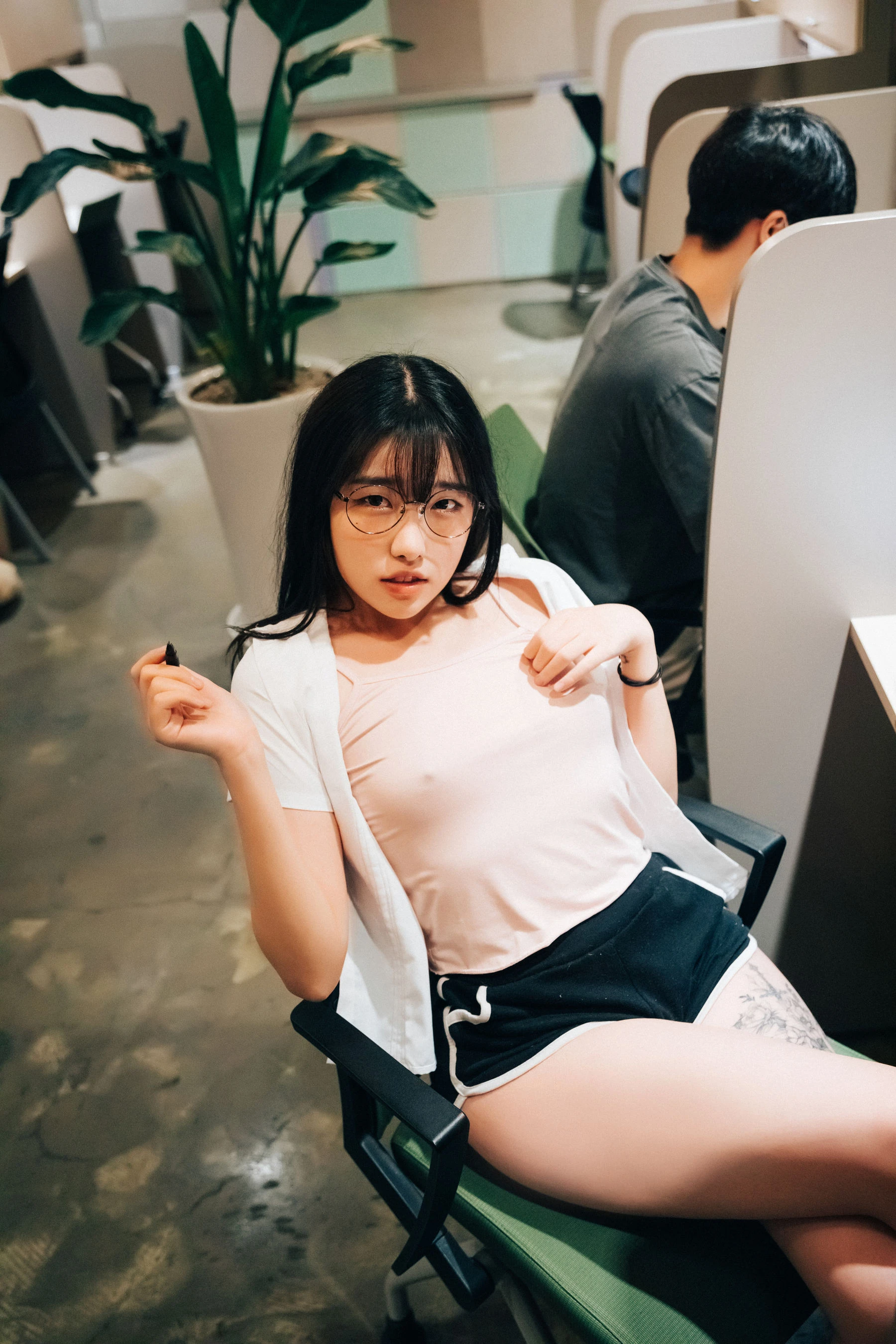 [LOOZY] Sonson – Reading room插图7