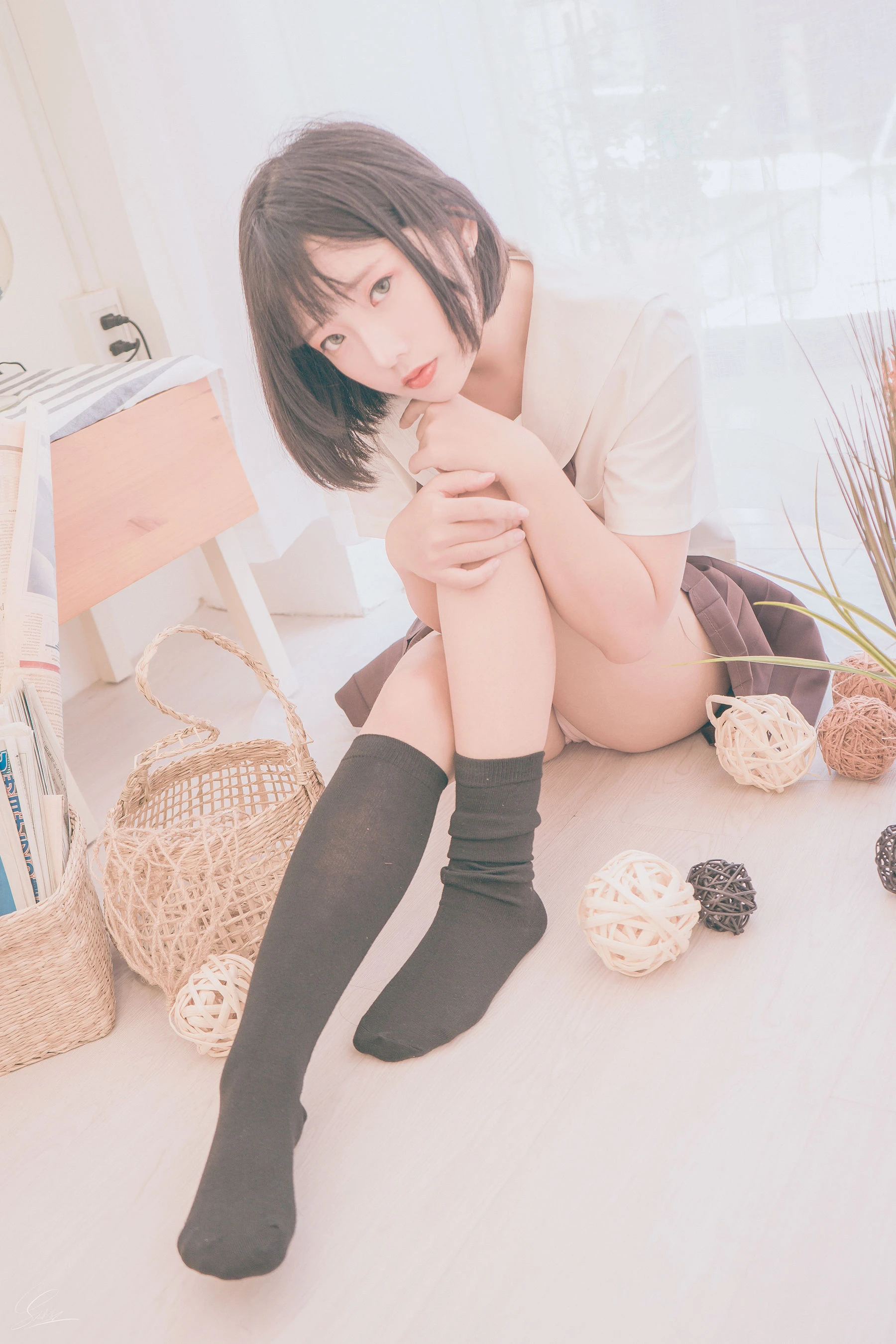 Messie Huang – Birthday Seifuku插图7