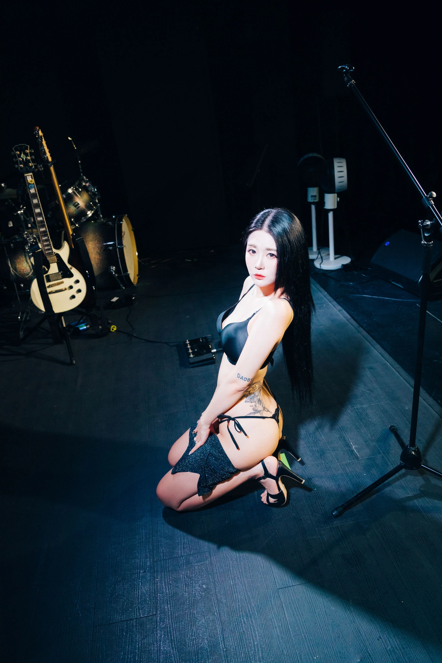 [LOOZY] Bomi – Covert stage插图4