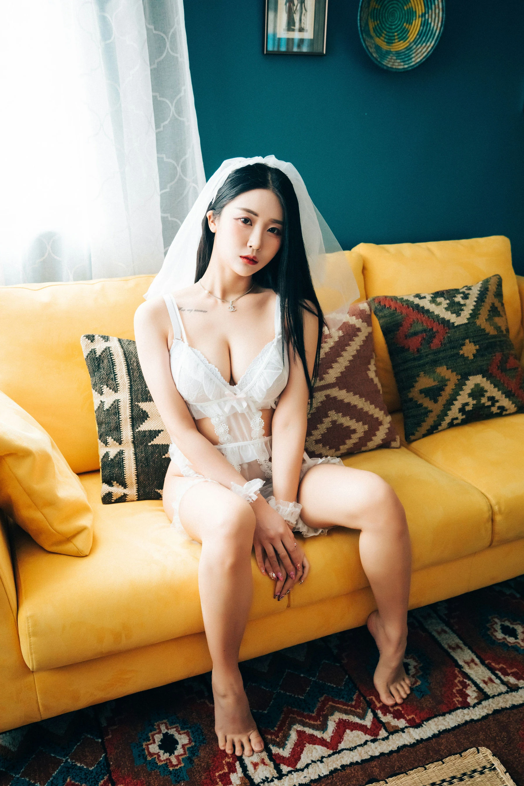 [LOOZY] Bomi – Holiday插图1