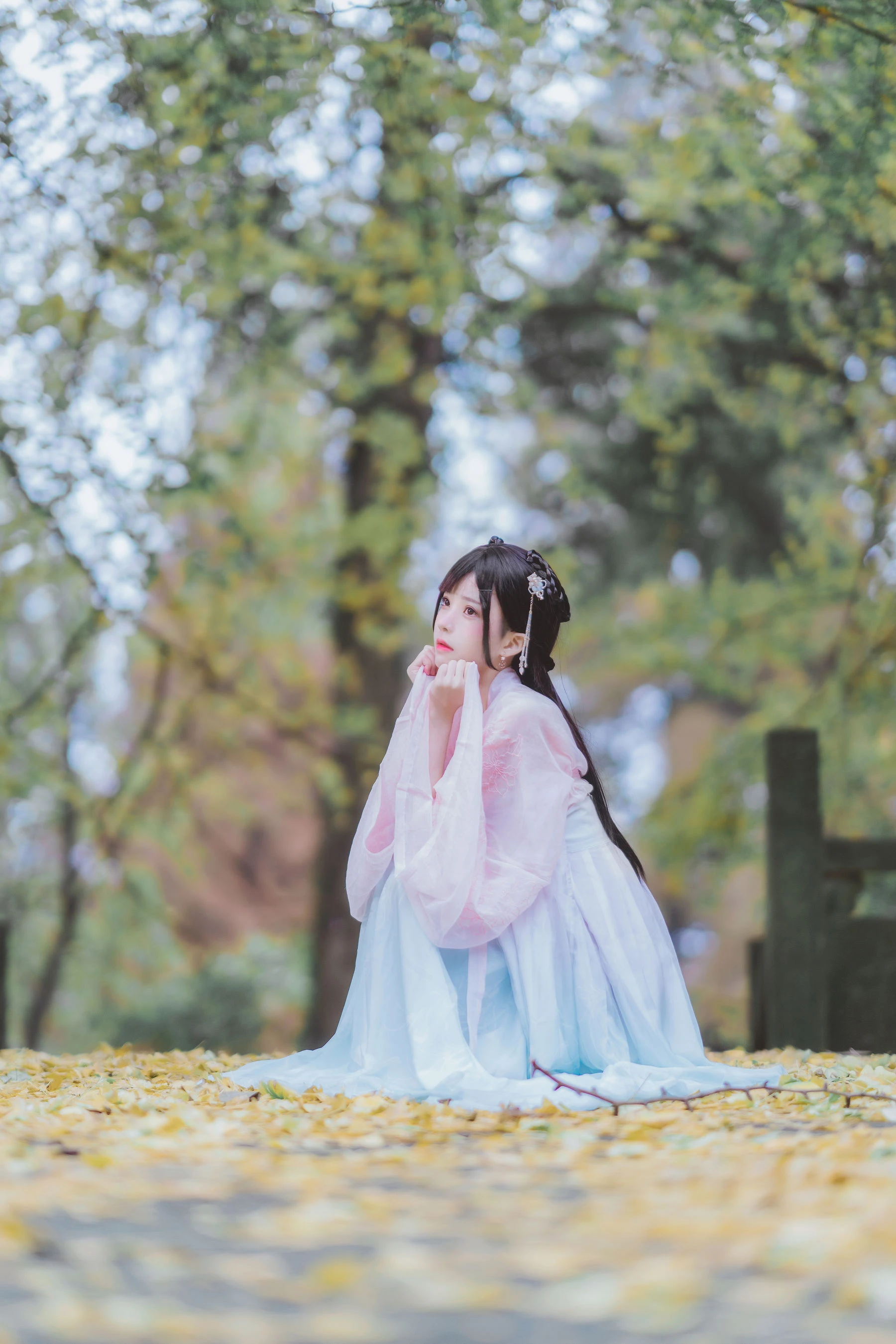 桜桃喵 – 温柔之汉服银杏插图4