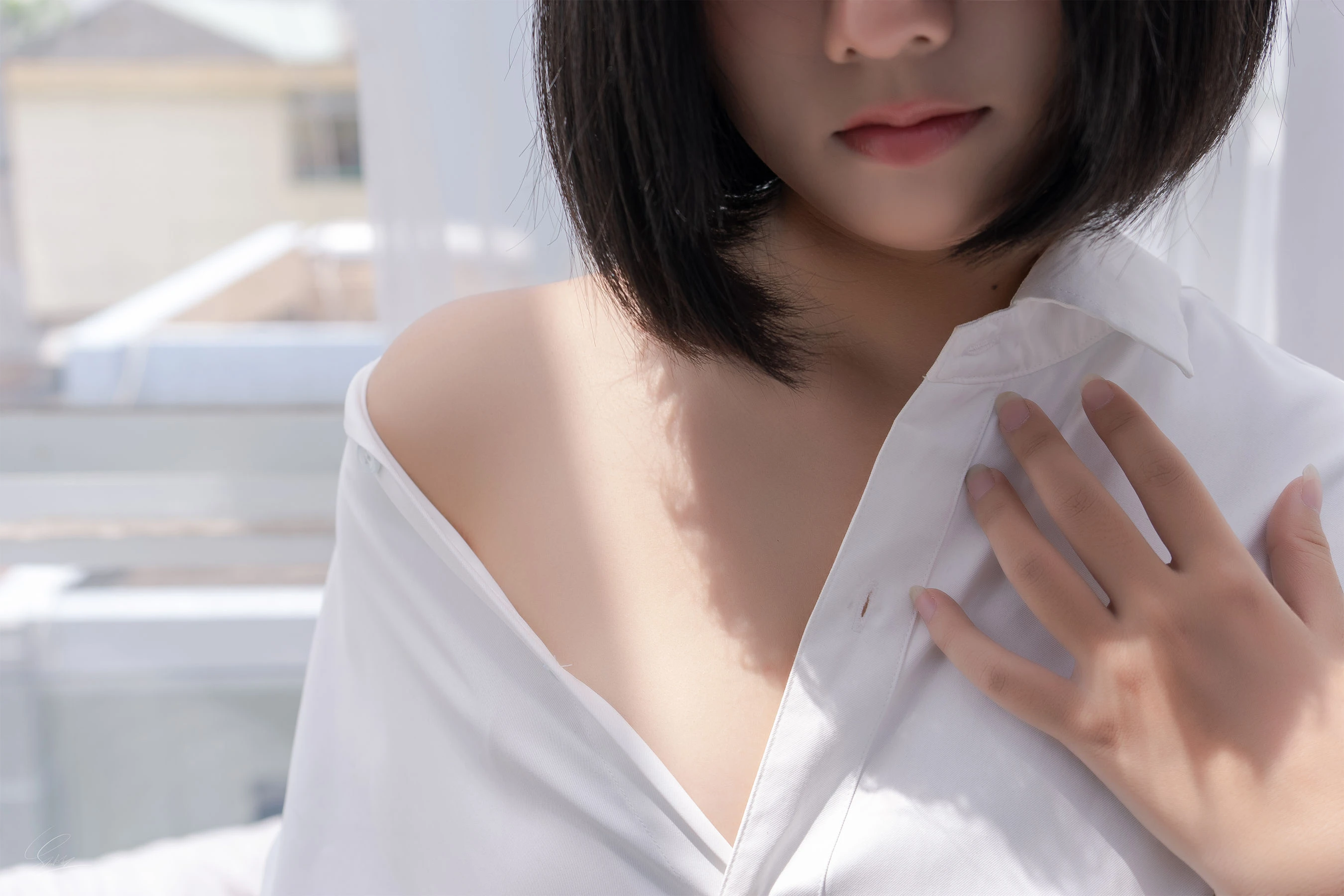 MessieHuang写真 – Boyfriend’s shirt插图7
