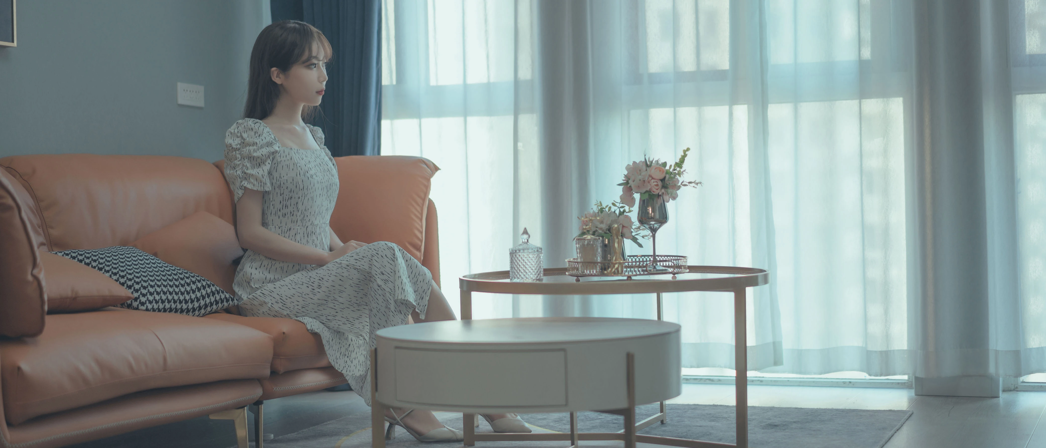 杏仁曲奇 – 反差表姐插图1