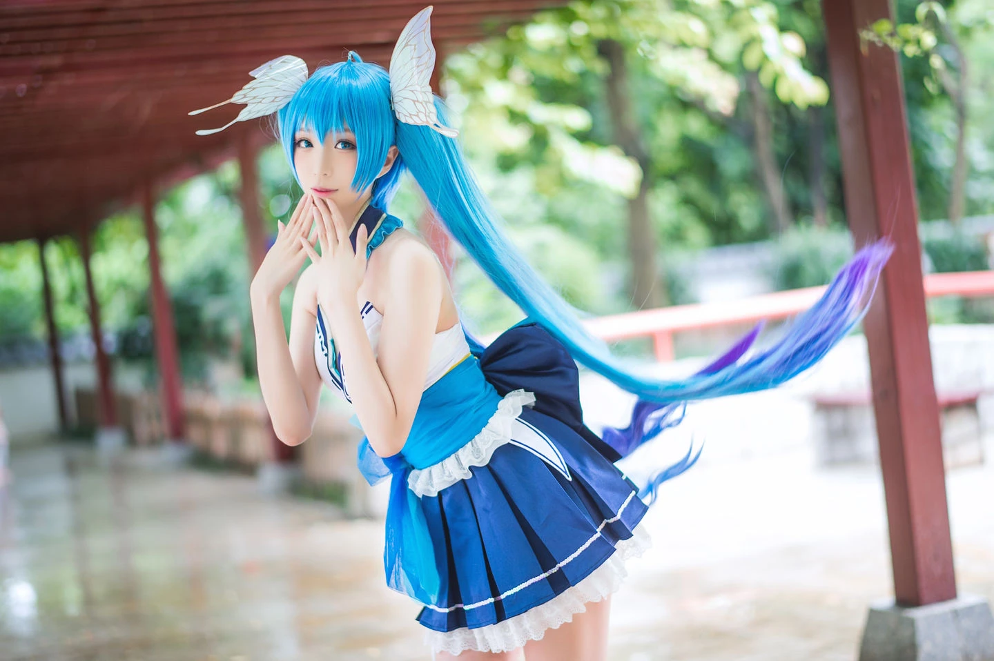 长腿Coser青青子Js – 初音未来插图5