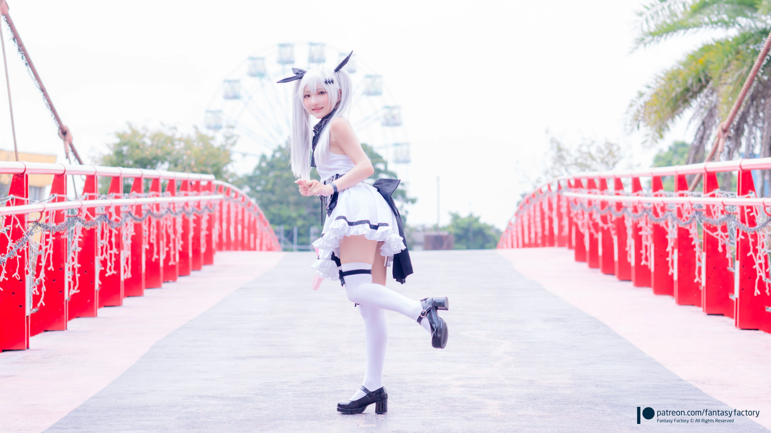小丁 《Fantasy Factory》 – 2019.11 黑白 薄纱 网袜插图8