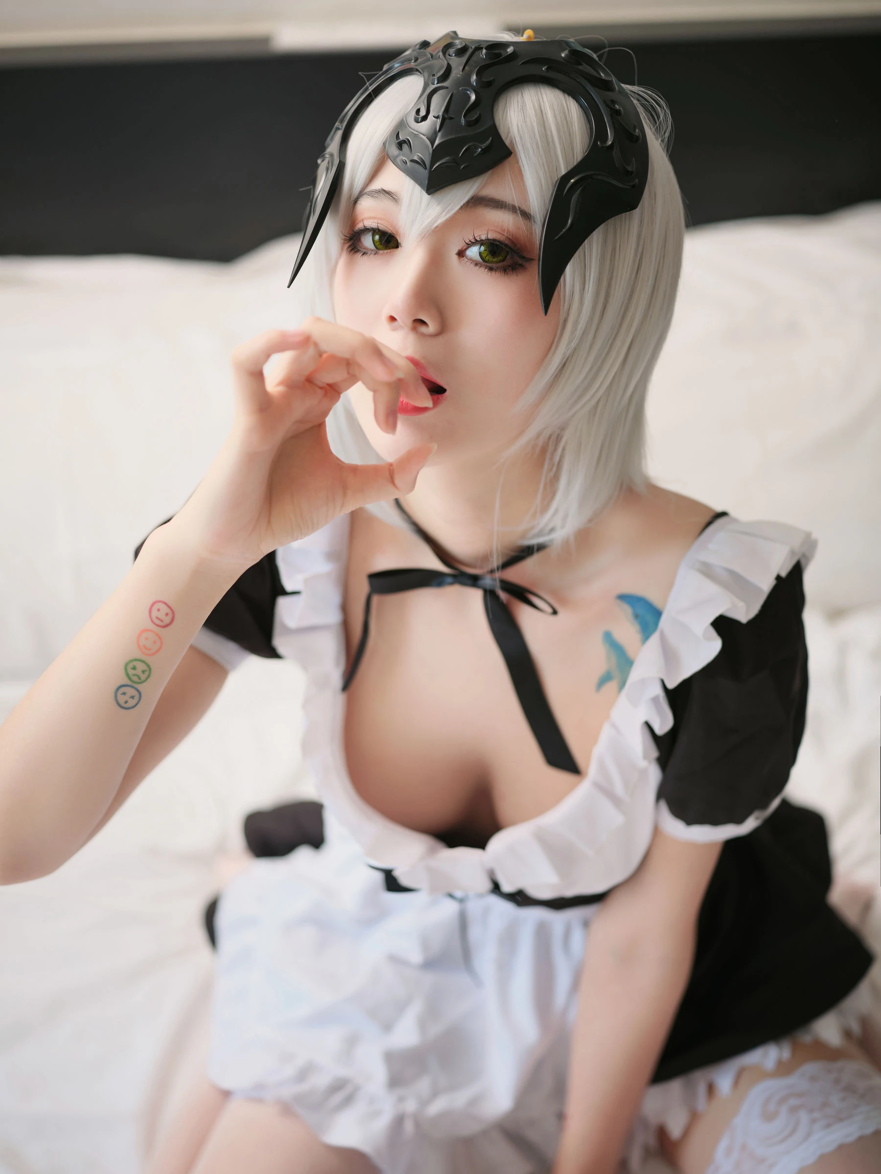 一米八的大梨子 – 幻想女仆插图5