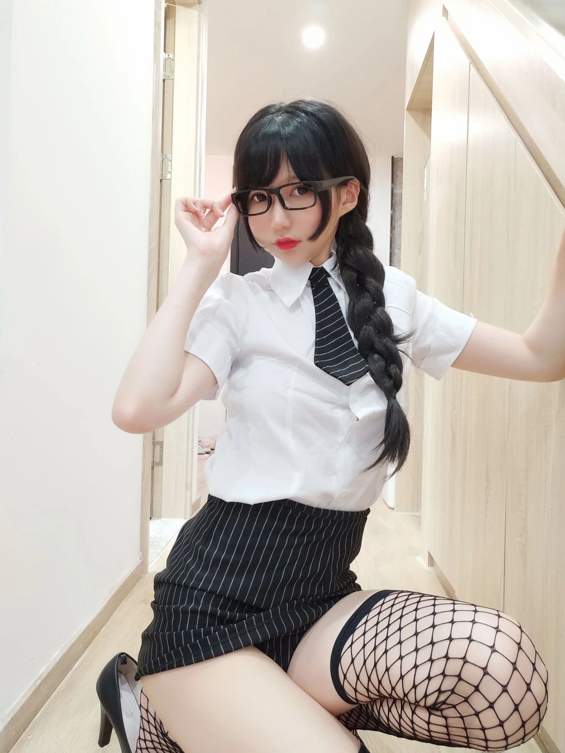 NAGISA魔物喵[fantia] – 黑丝网袜ol~~~插图7
