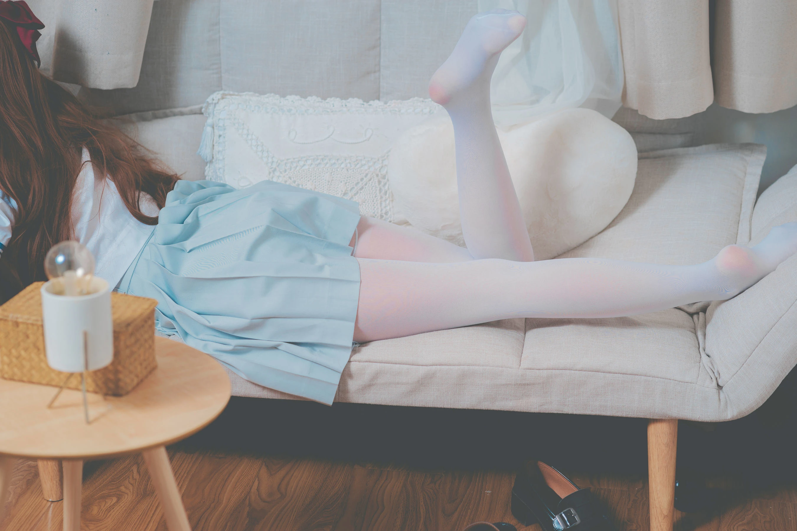[萝莉COS] 面饼仙儿 – JK秀 [16P]插图4