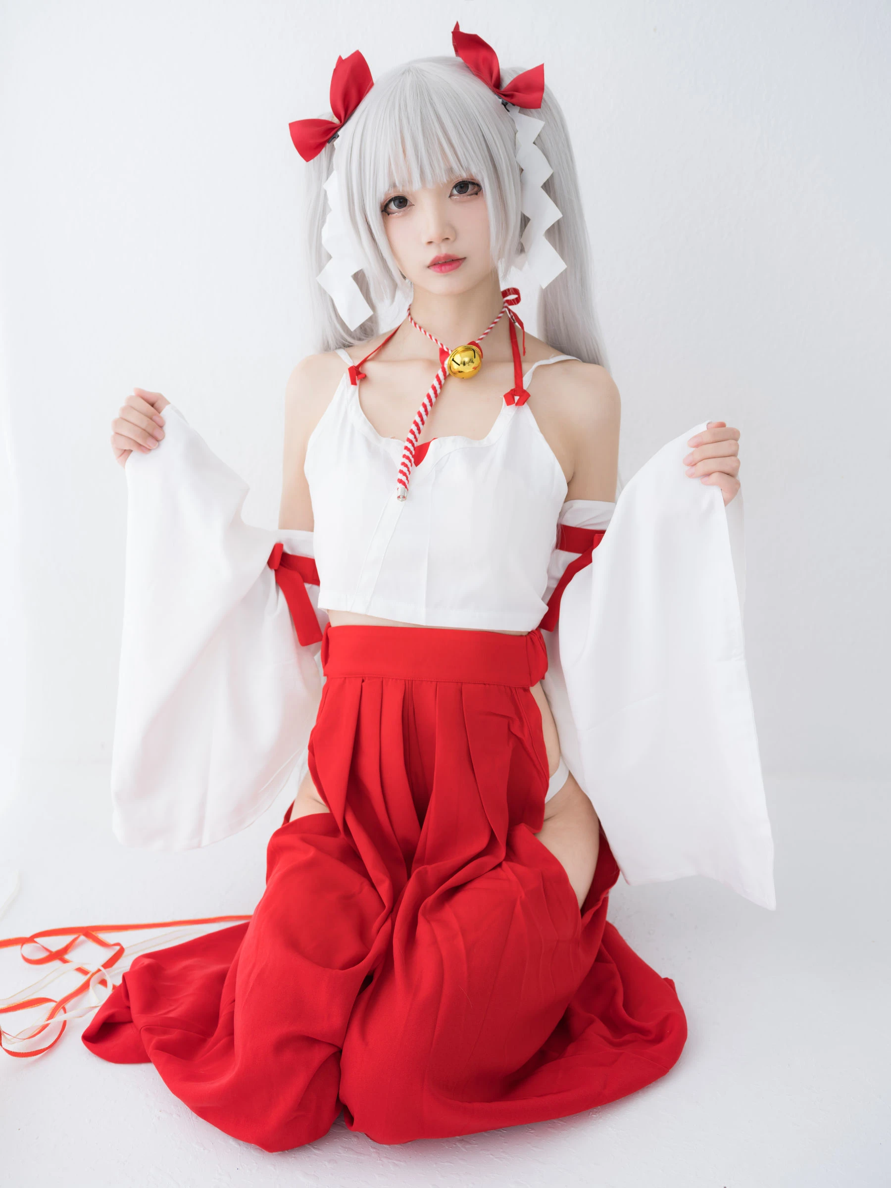 清纯少女五更百鬼 – 女巫 [14P]插图1