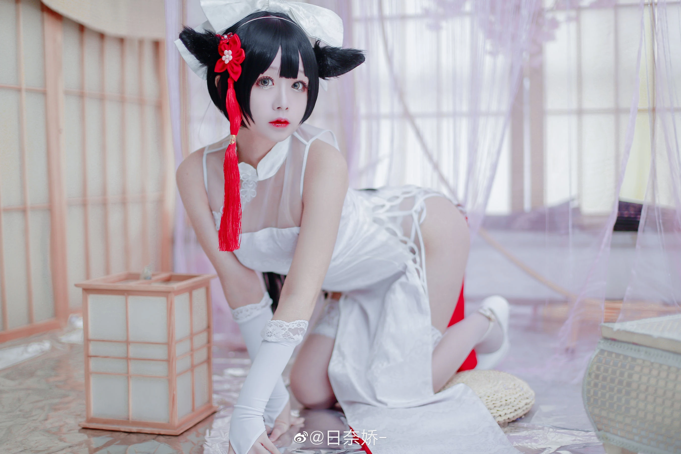 日奈娇 – 高雄獒红+白旗袍 [17P]插图3